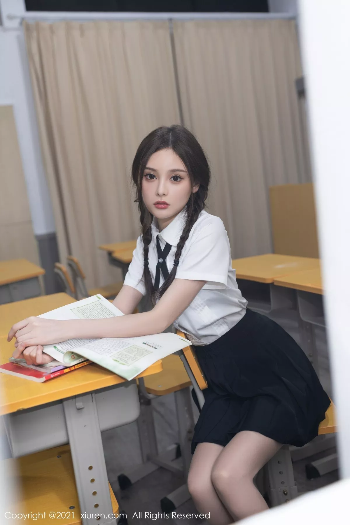 [XiuRen秀人网]第3951期王心怡写真 [82P]-010