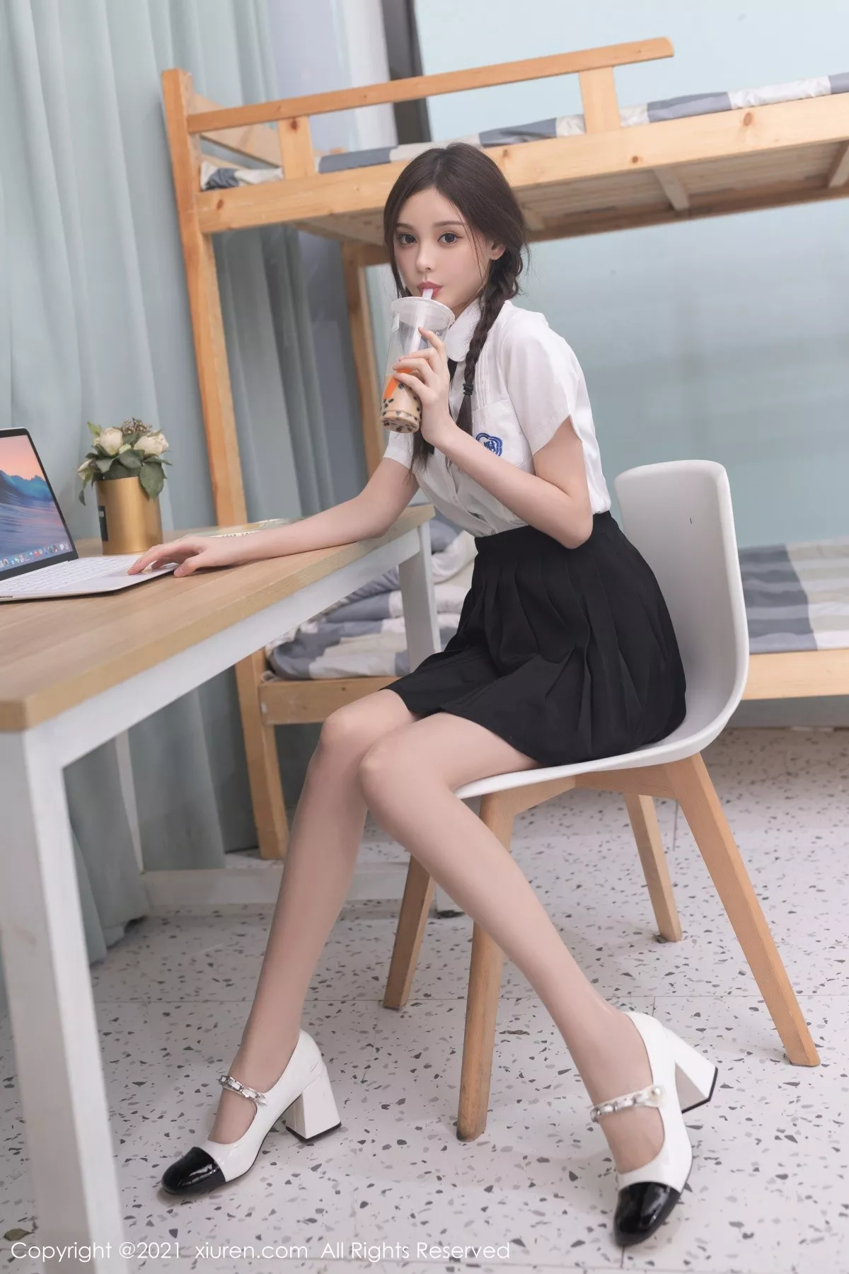 [XiuRen秀人网]第3951期王心怡写真 [82P]-015
