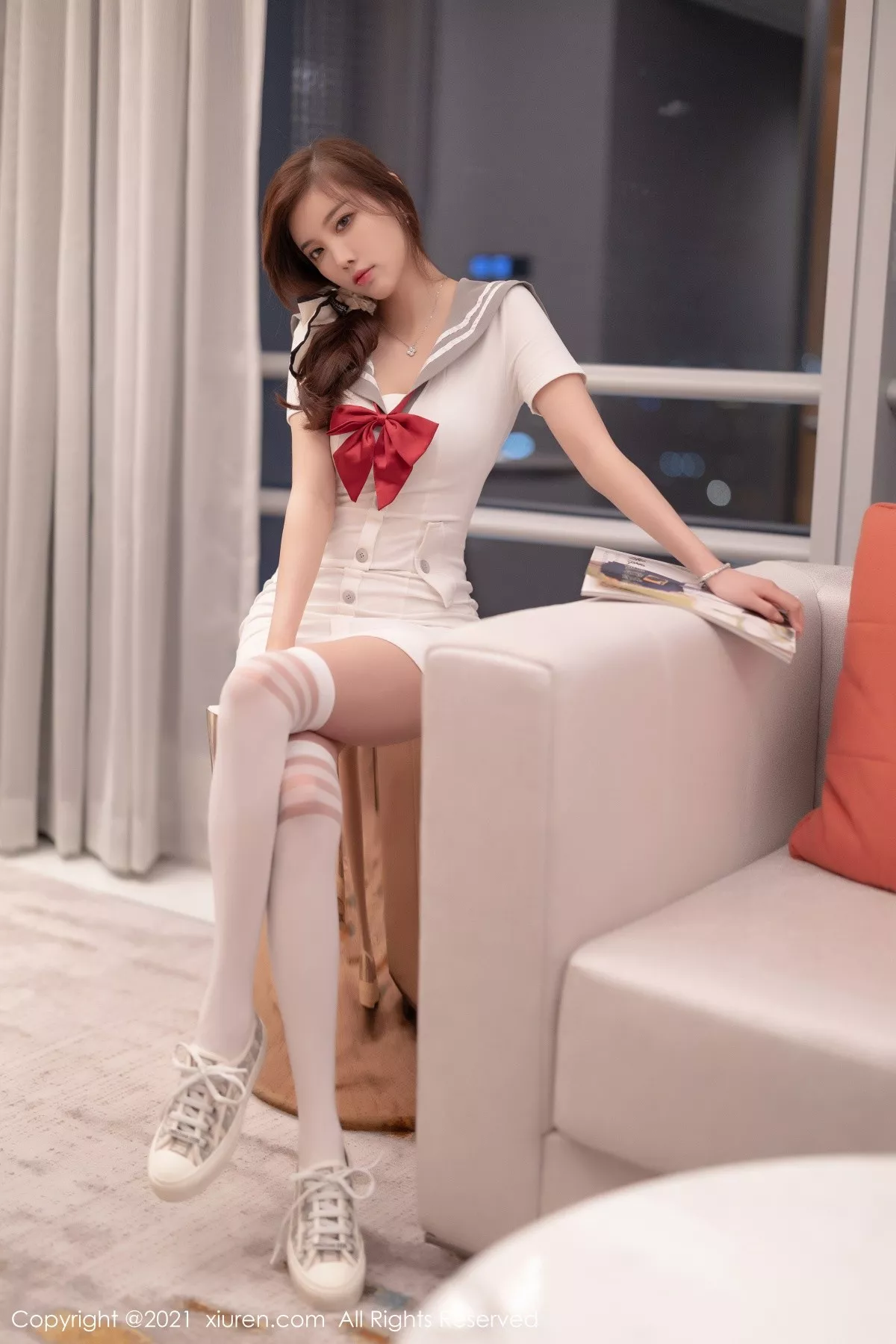 [XiuRen秀人网]第3844期杨晨晨写真 [70P]-002