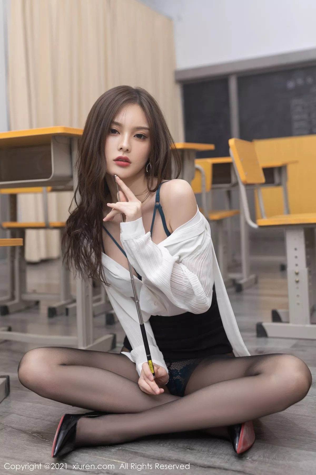 [XiuRen秀人网]第3852期王心怡写真 [82P]-049