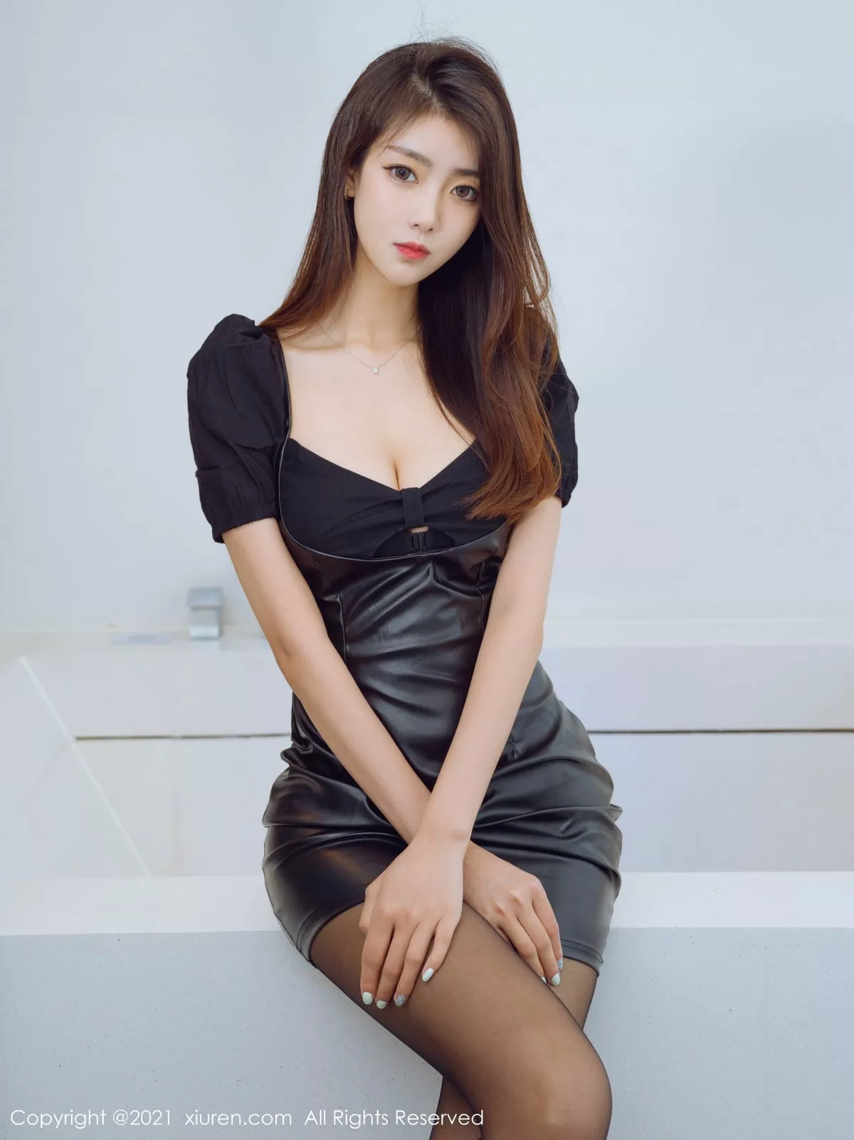 [XiuRen秀人网]第3858期可乐Vicky写真 [52P]-003