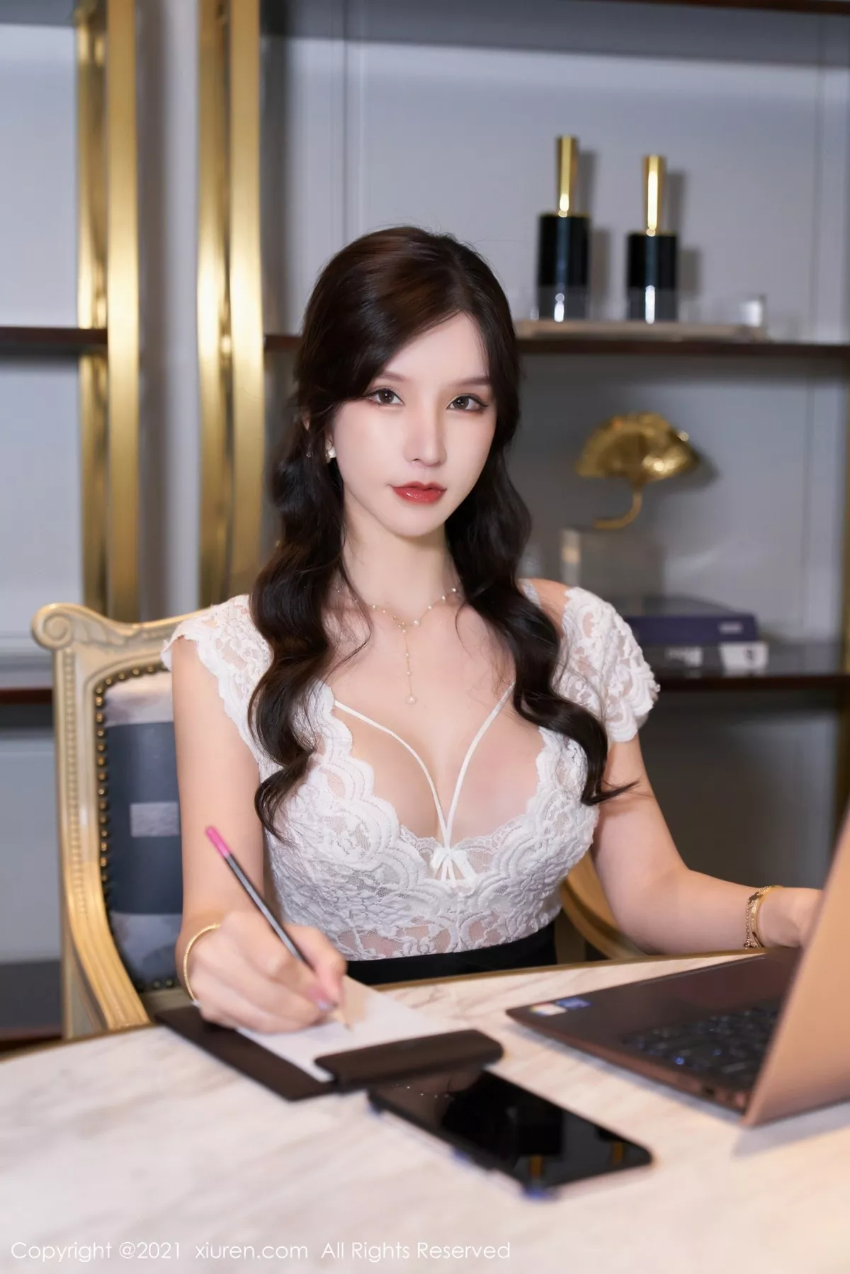 [XiuRen秀人网]第3992期周于希写真 [80P]-010