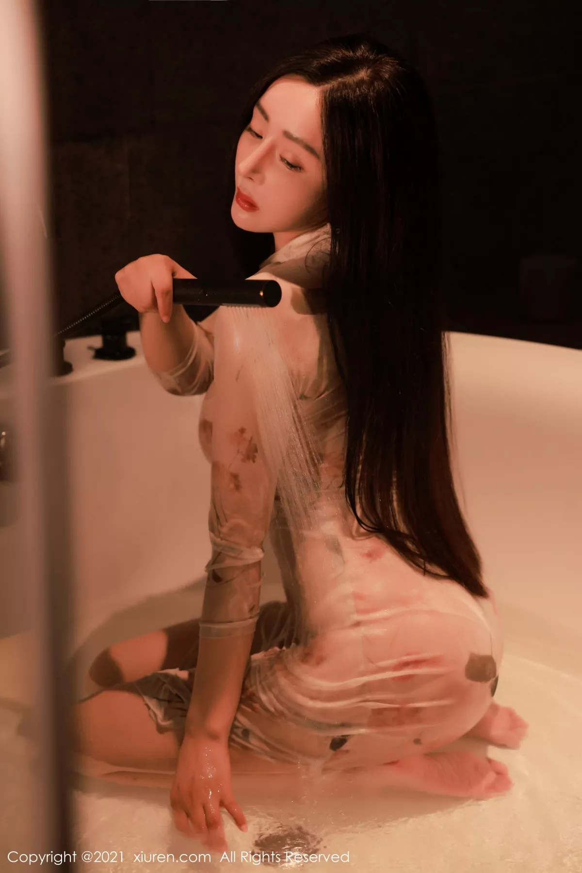 [XiuRen秀人网]第4002期允爾写真 [82P]-021