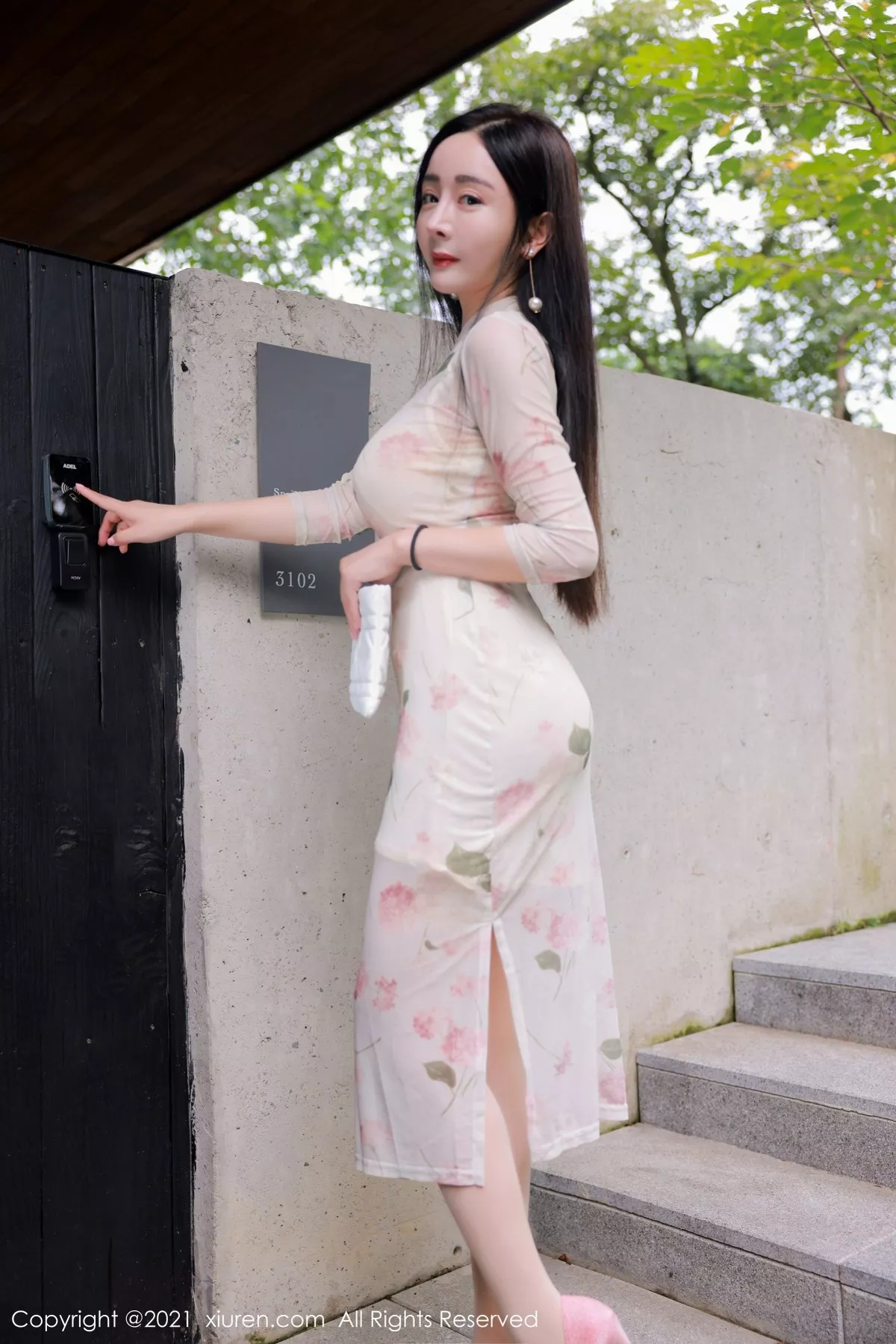 [XiuRen秀人网]第4002期允爾写真 [82P]-001