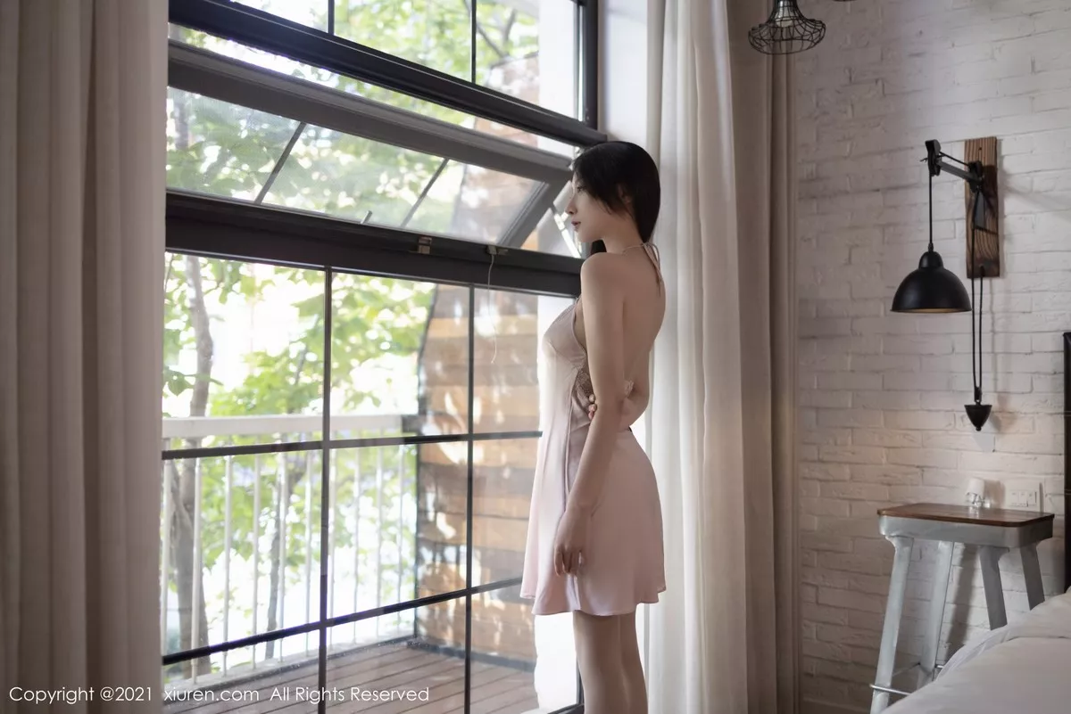[XiuRen秀人网]第4006期何嘉颖写真 [49P]-010