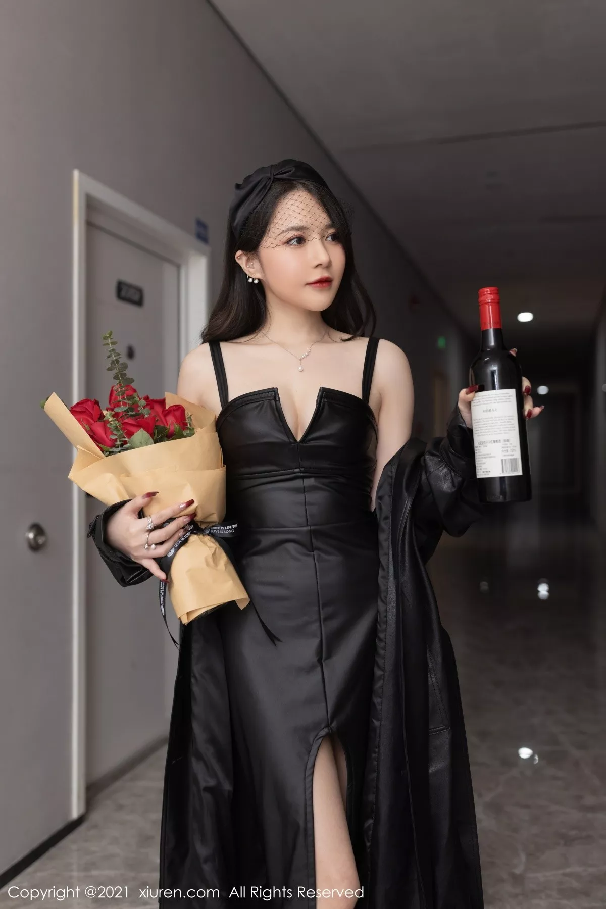 [XiuRen秀人网]第4021期鱼子酱写真 [66P]-003