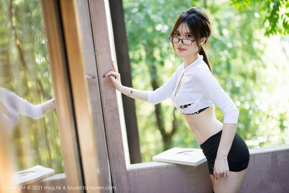 [MyGirl美媛馆]第598期美桃酱写真 [109P]-005