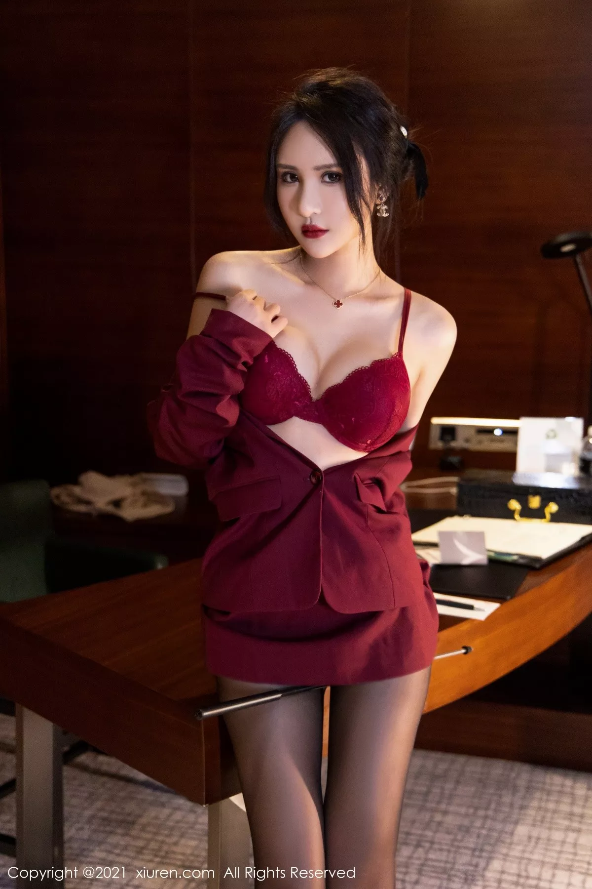 [XiuRen秀人网]第4038期尹菲写真 [70P]-025