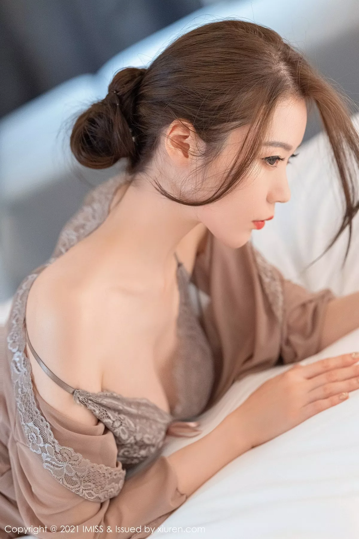 [Imiss爱蜜社]第637期梦心月写真 [52P]-024