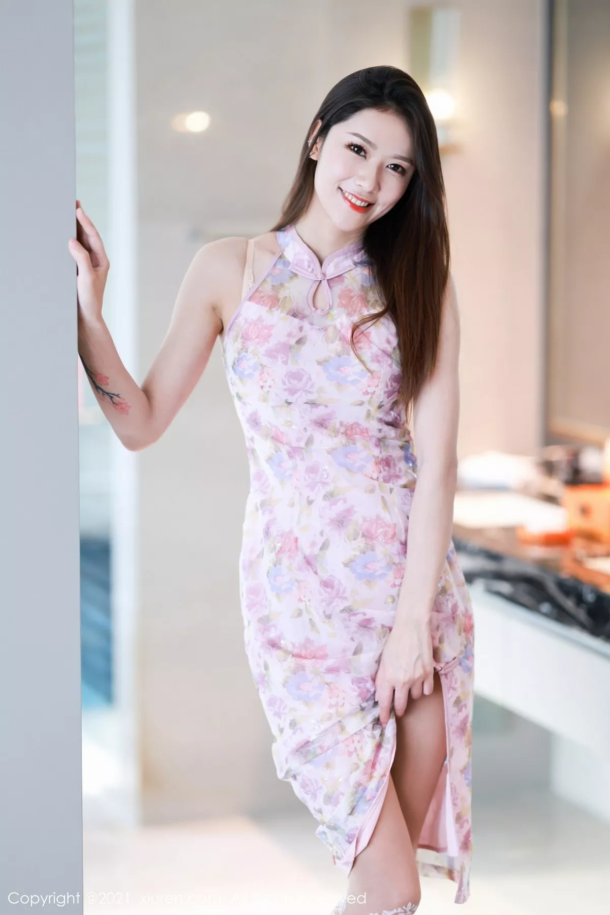 [XiuRen秀人网]第4067期方子萱写真 [58P]-001