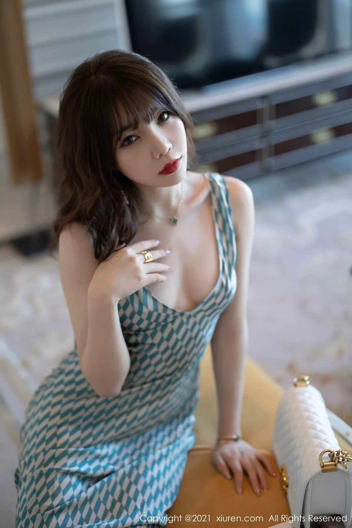 [XiuRen秀人网]第4069期芝芝写真 [64P]-008