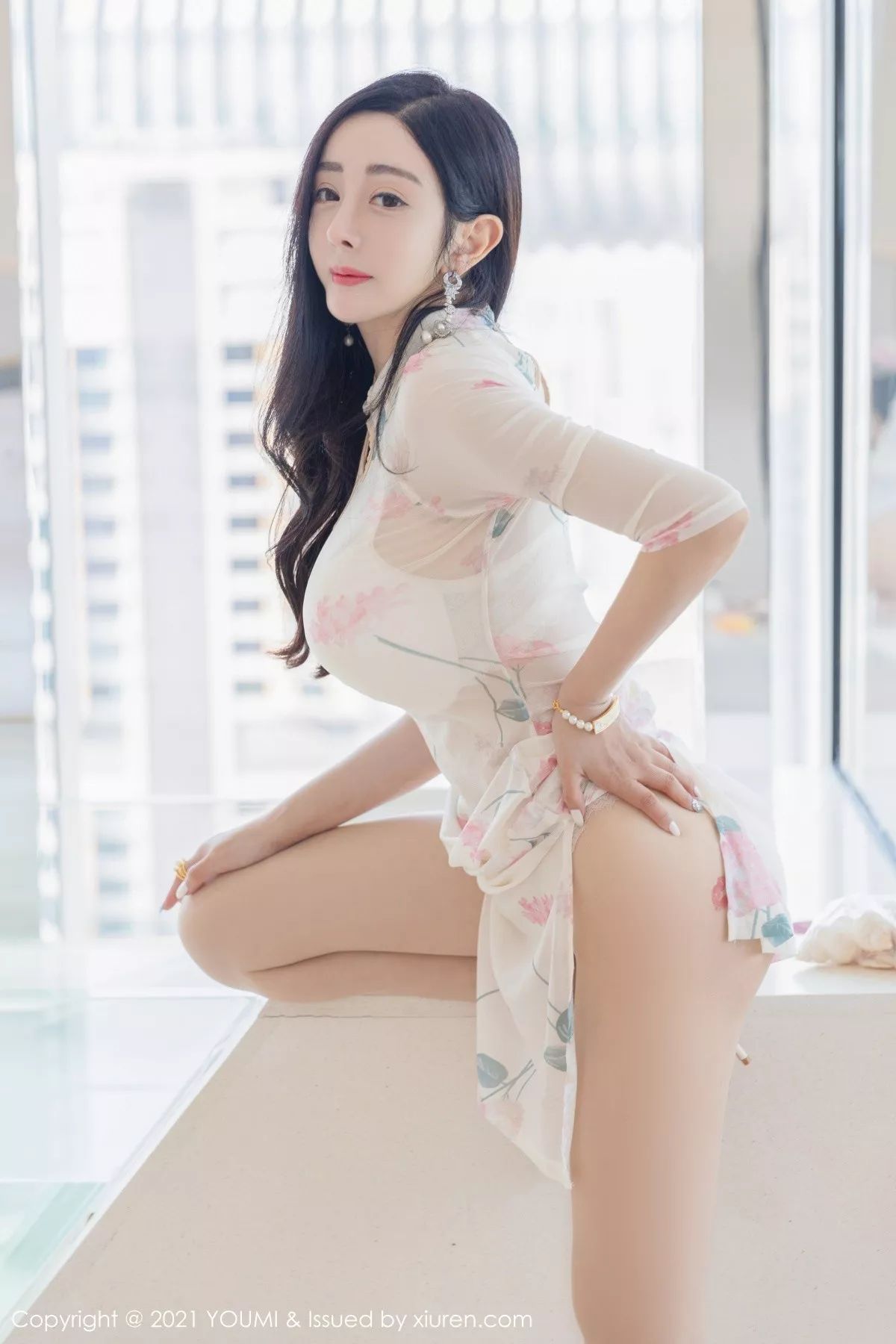[YouMi尤蜜荟]第706期允爾写真 [58P]-011