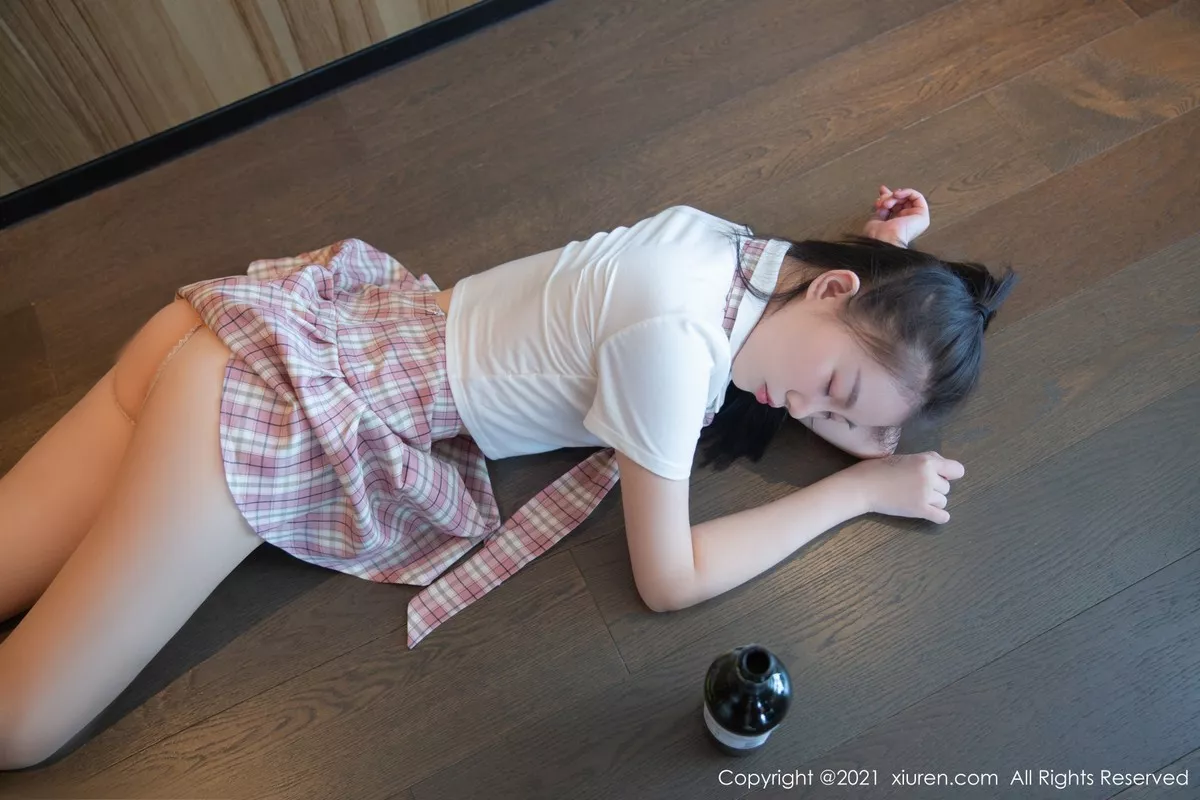 [XiuRen秀人网]第3981期一颗甜蛋黄写真 [57P]-022