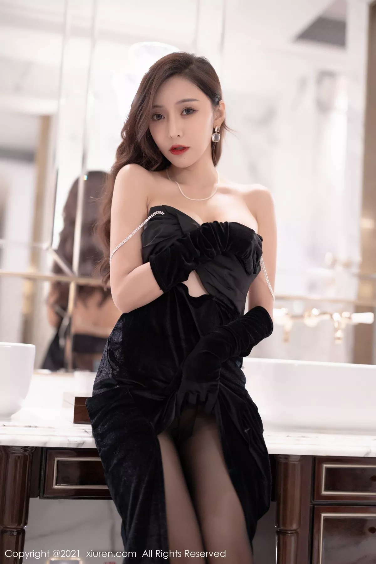 [XiuRen秀人网]第4101期王馨瑶写真 [57P]-052