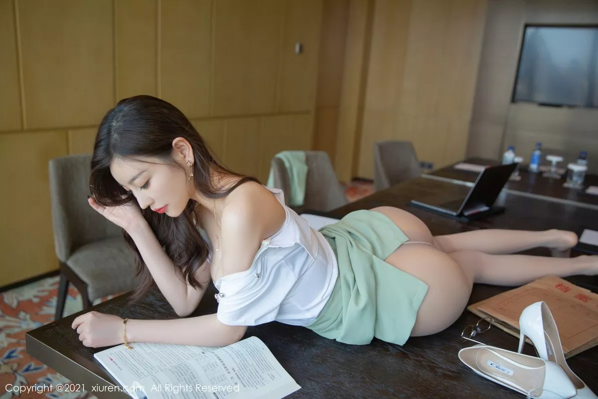[XiuRen秀人网]第4162期杨晨晨写真 [88P]-055