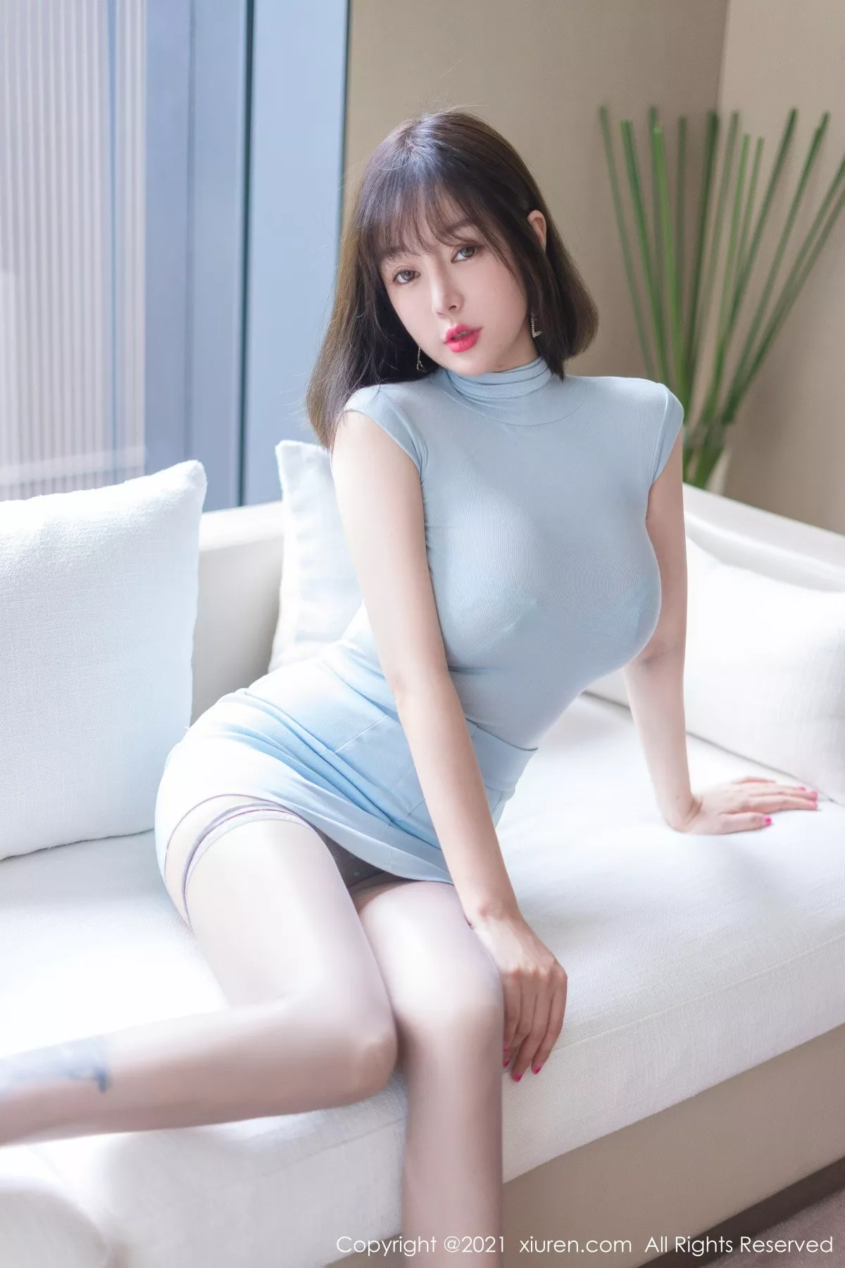 [XiuRen秀人网]第4174期王雨纯写真 [54P]-002
