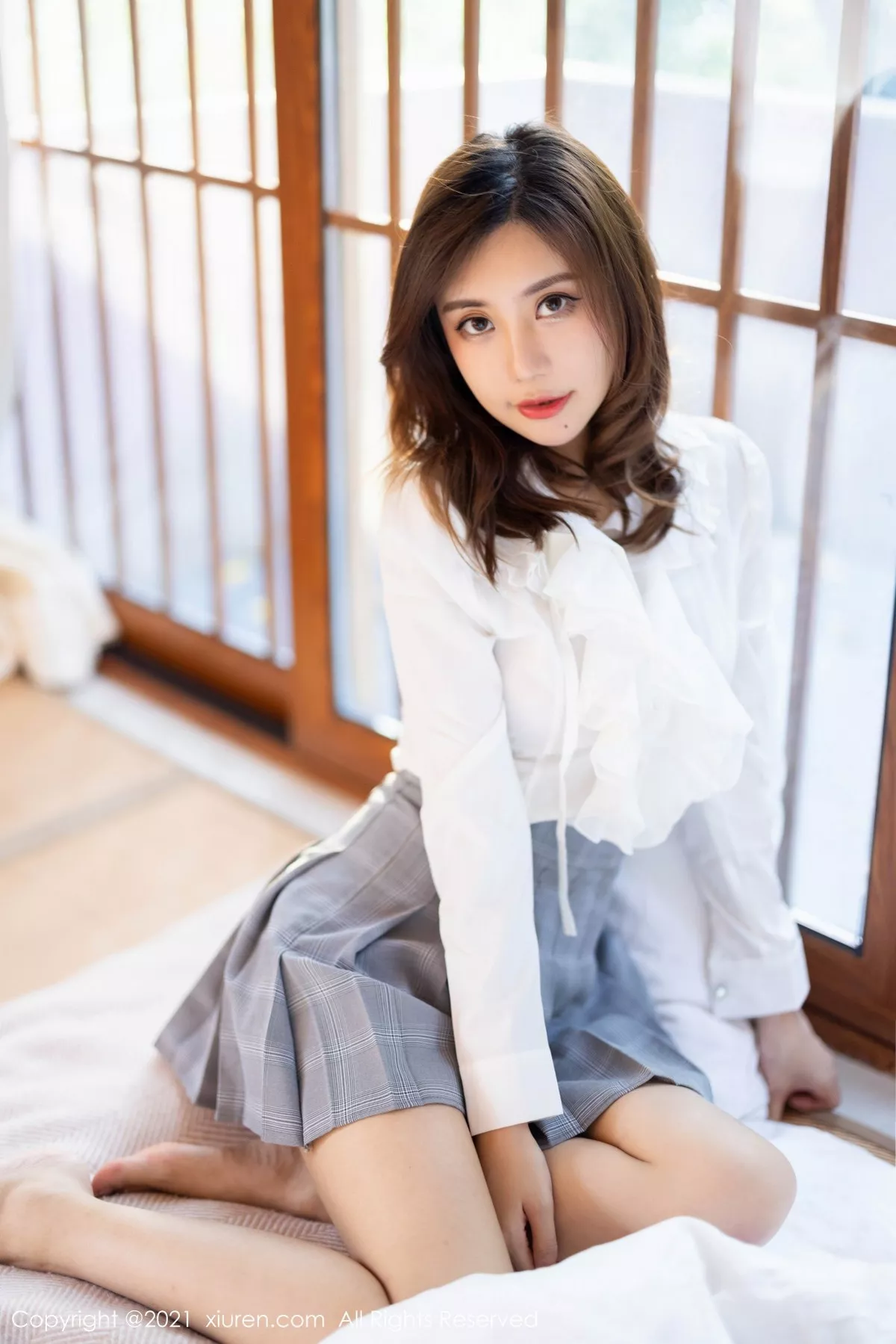 [XiuRen秀人网]第4192期绮里嘉写真 [45P]-001