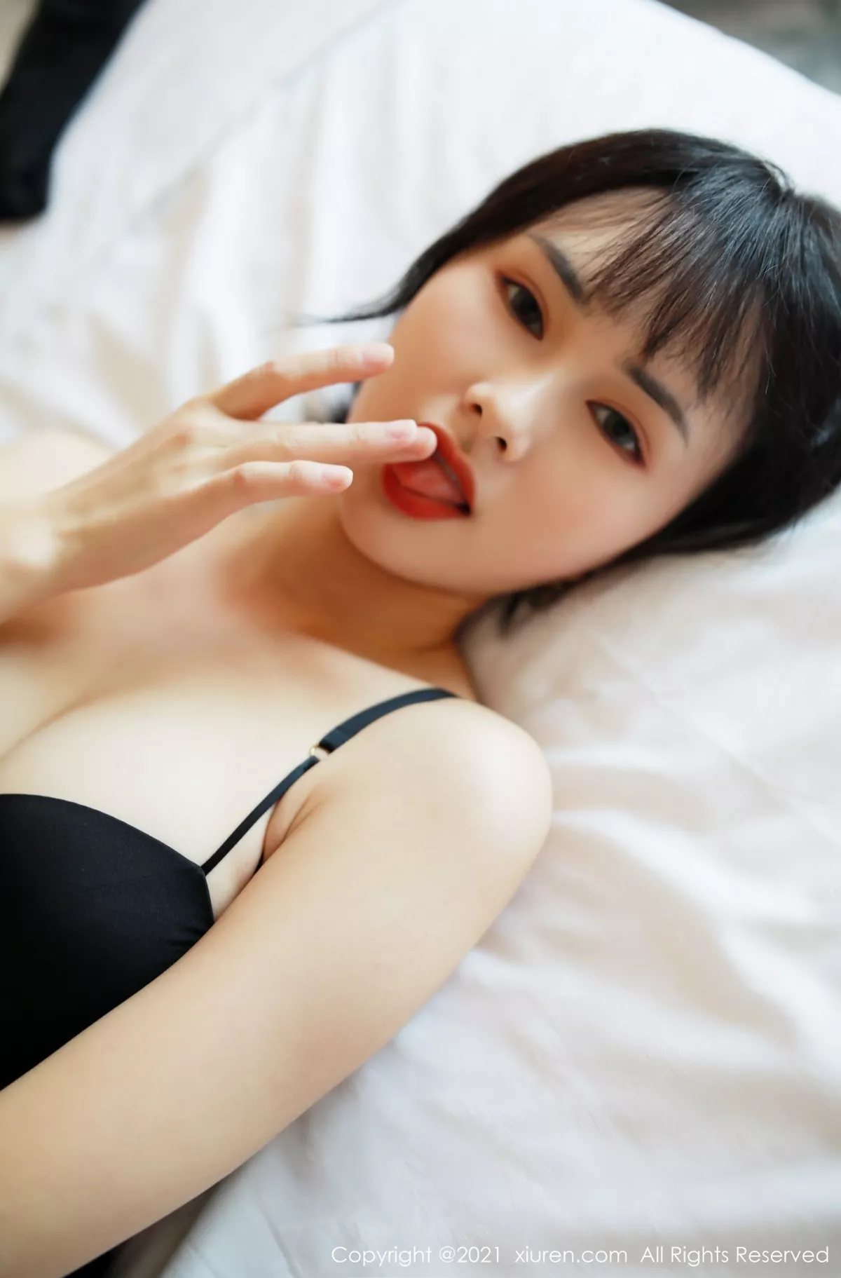 [XiuRen秀人网]第4185期墨韩写真 [66P]-049
