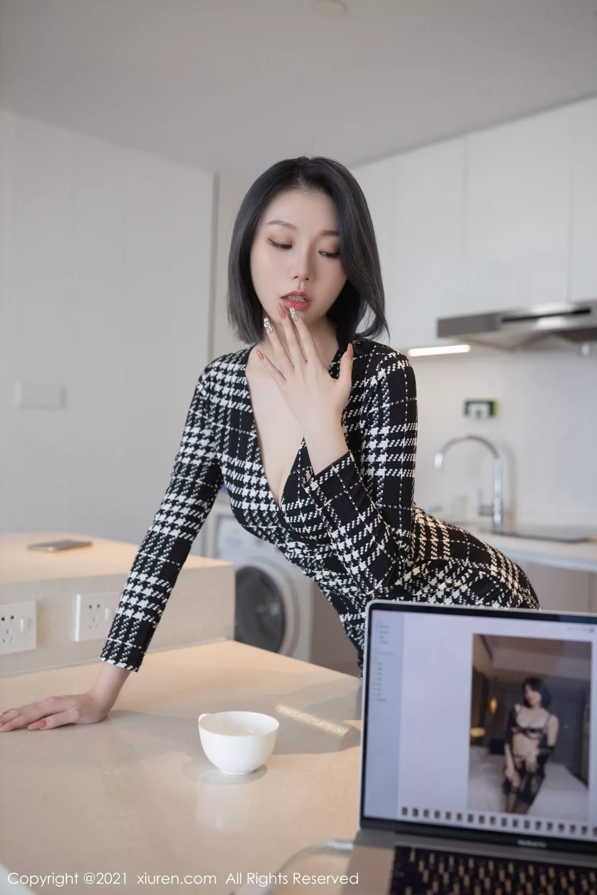 [XiuRen秀人网]第4189期安然写真 [85P]-016