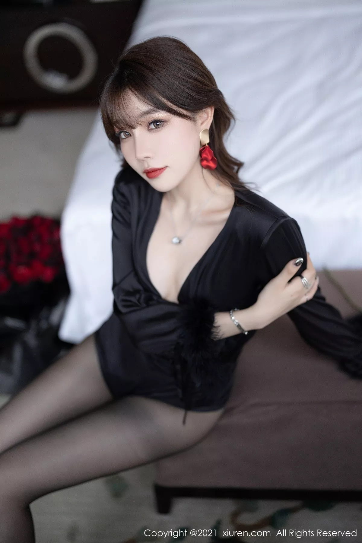[XiuRen秀人网]第4205期芝芝写真 [84P]-041