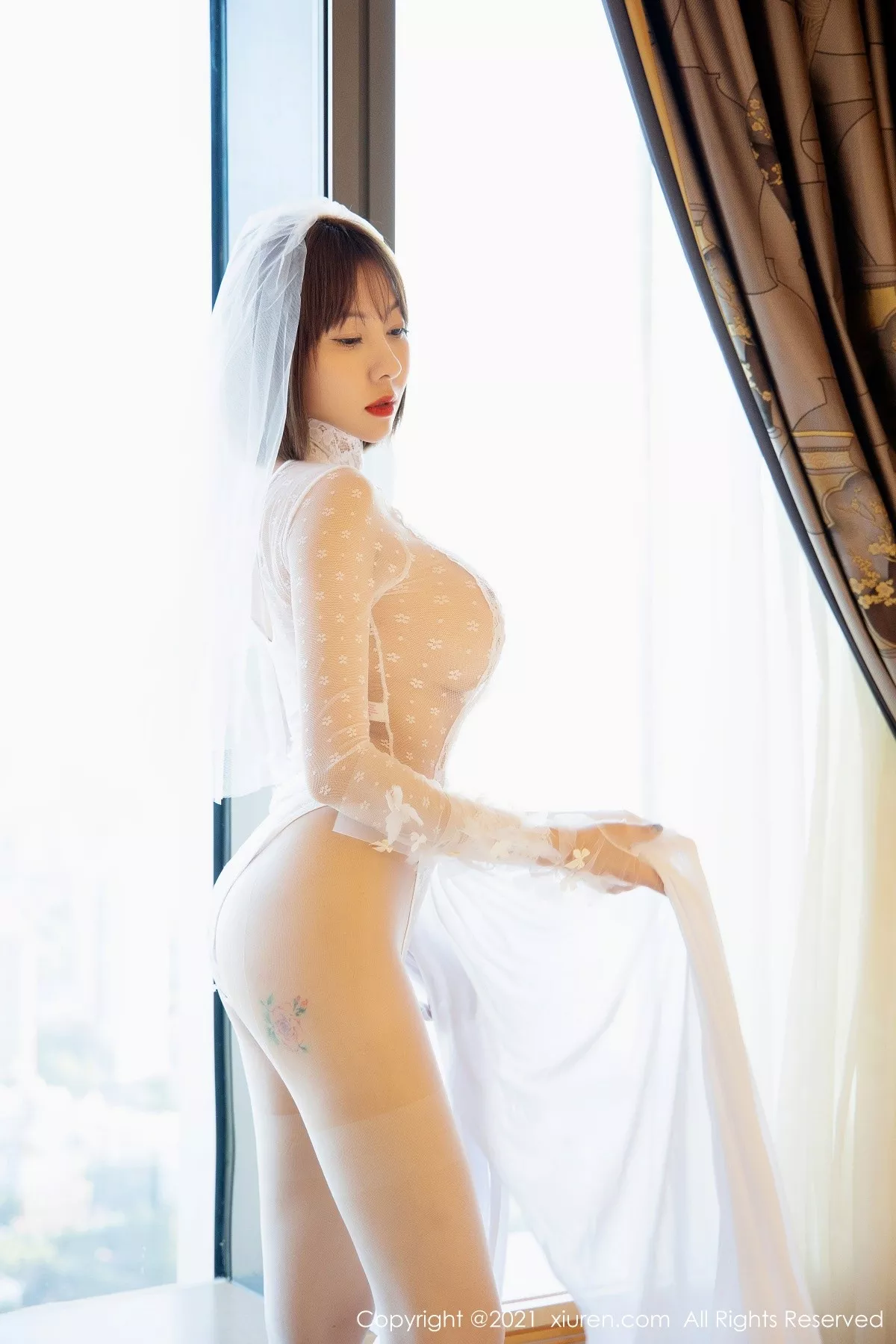 [XiuRen秀人网]第4200期果儿写真 [50P]-011