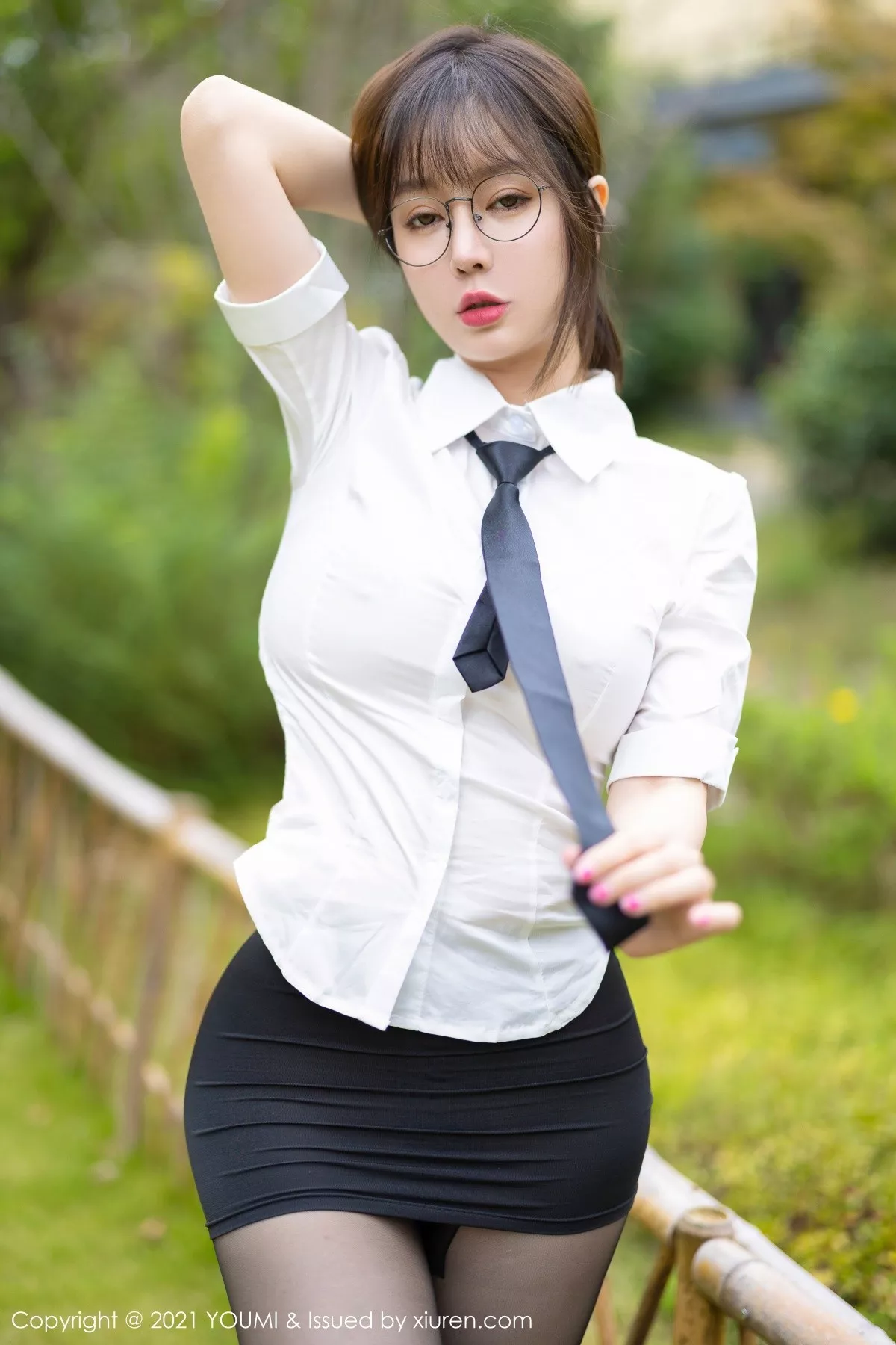 [YouMi尤蜜荟]第717期王雨纯写真 [54P]-006