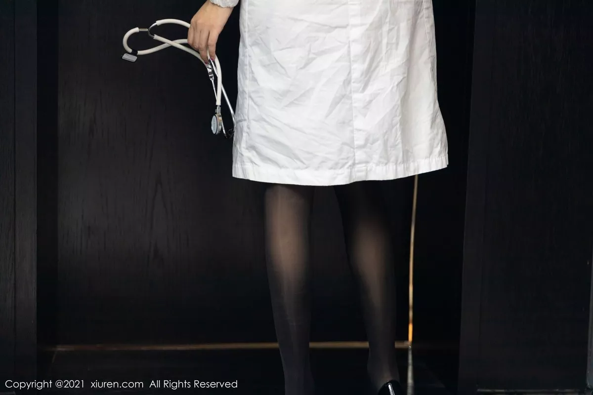 [XiuRen秀人网]第4209期李雅柔写真 [90P]-053
