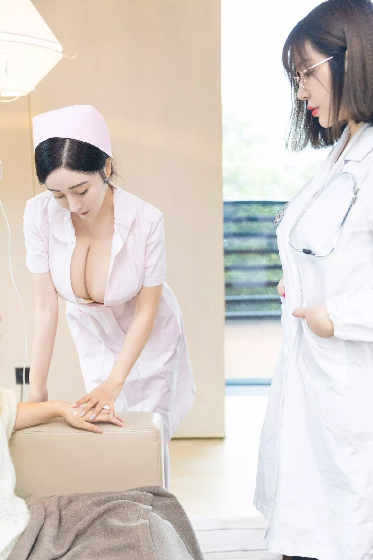 [XiuRen秀人网]第4209期李雅柔写真 [90P]-059