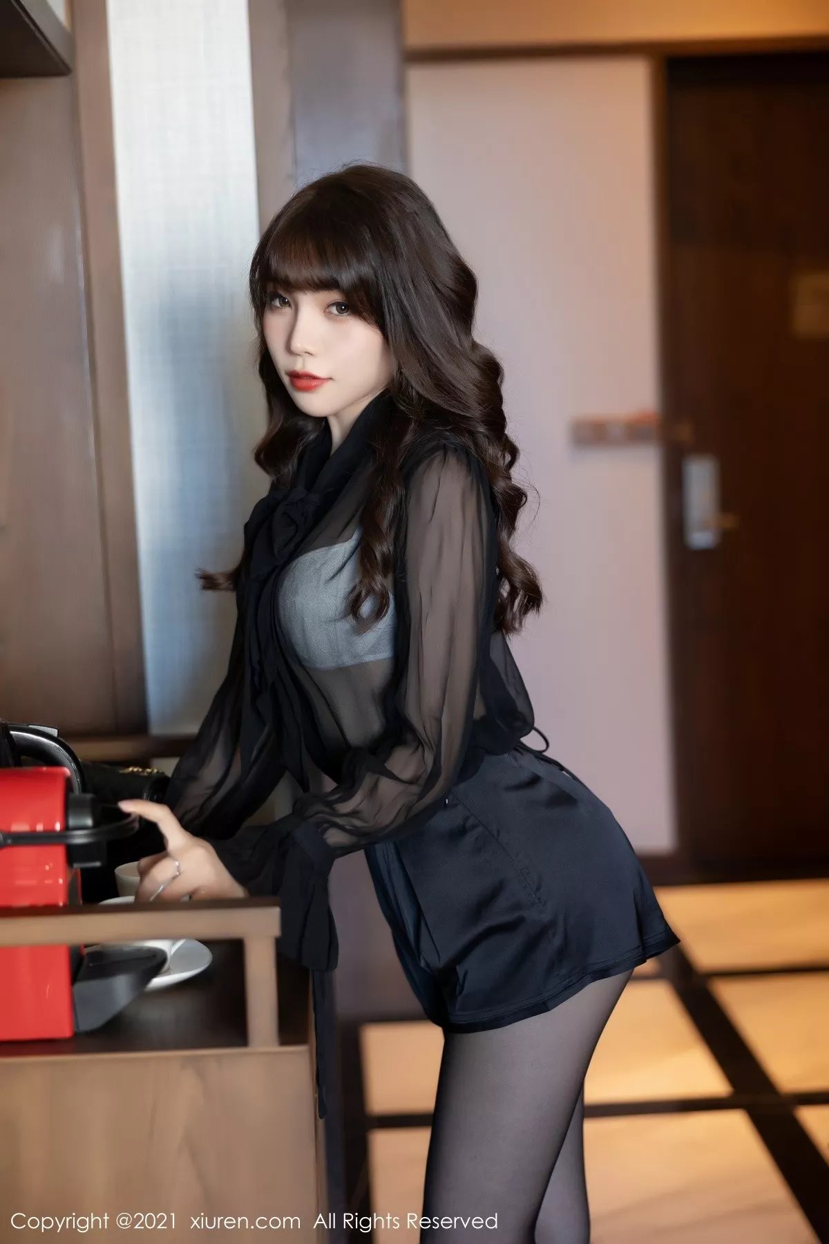 [XiuRen秀人网]第4114期芝芝写真 [97P]-017