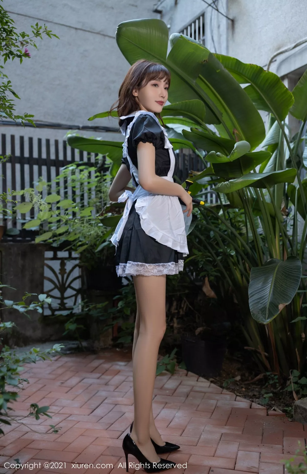[XiuRen秀人网]第4130期陆萱萱写真 [80P]-002