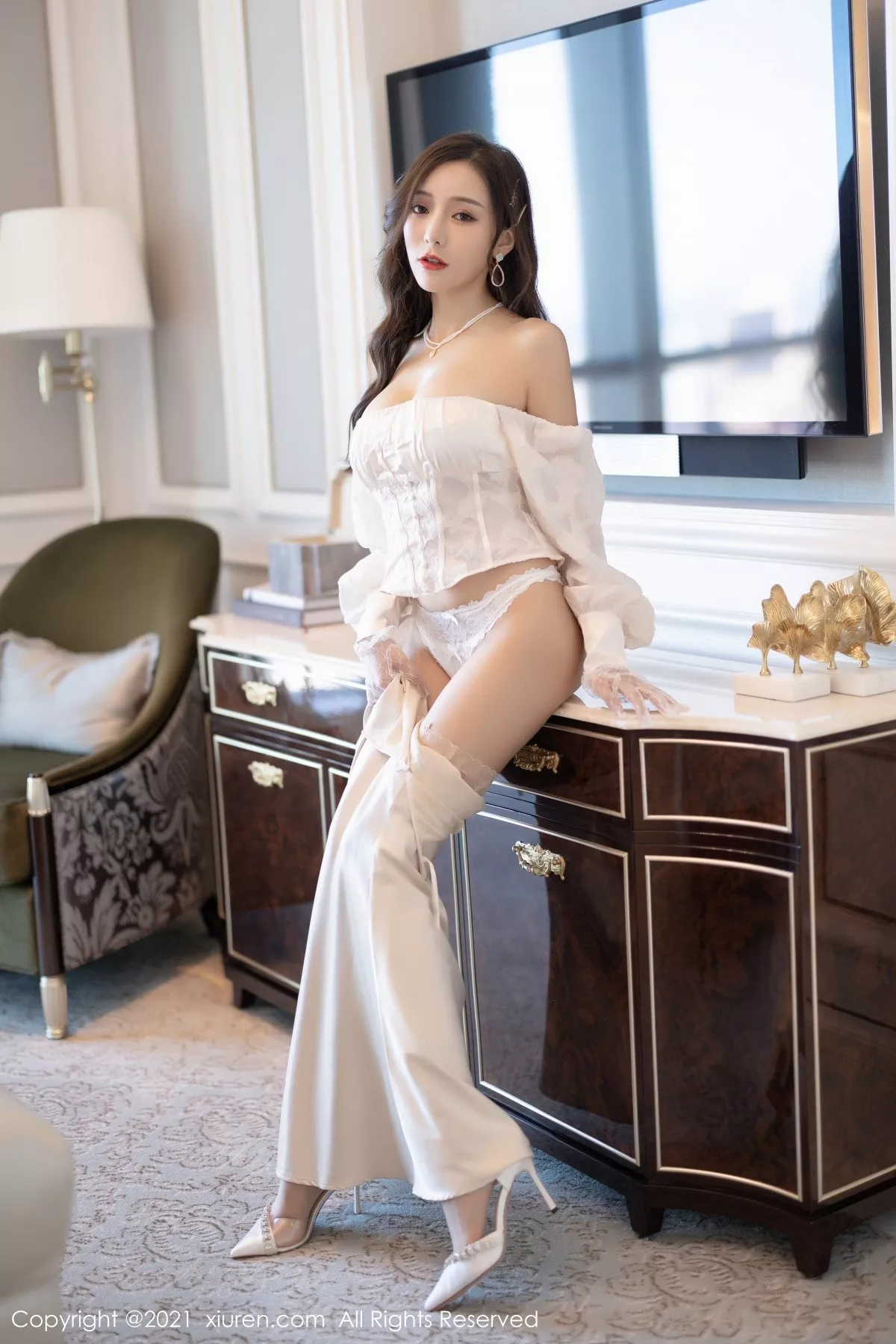 [XiuRen秀人网]第4136期王馨瑶写真 [97P]-044