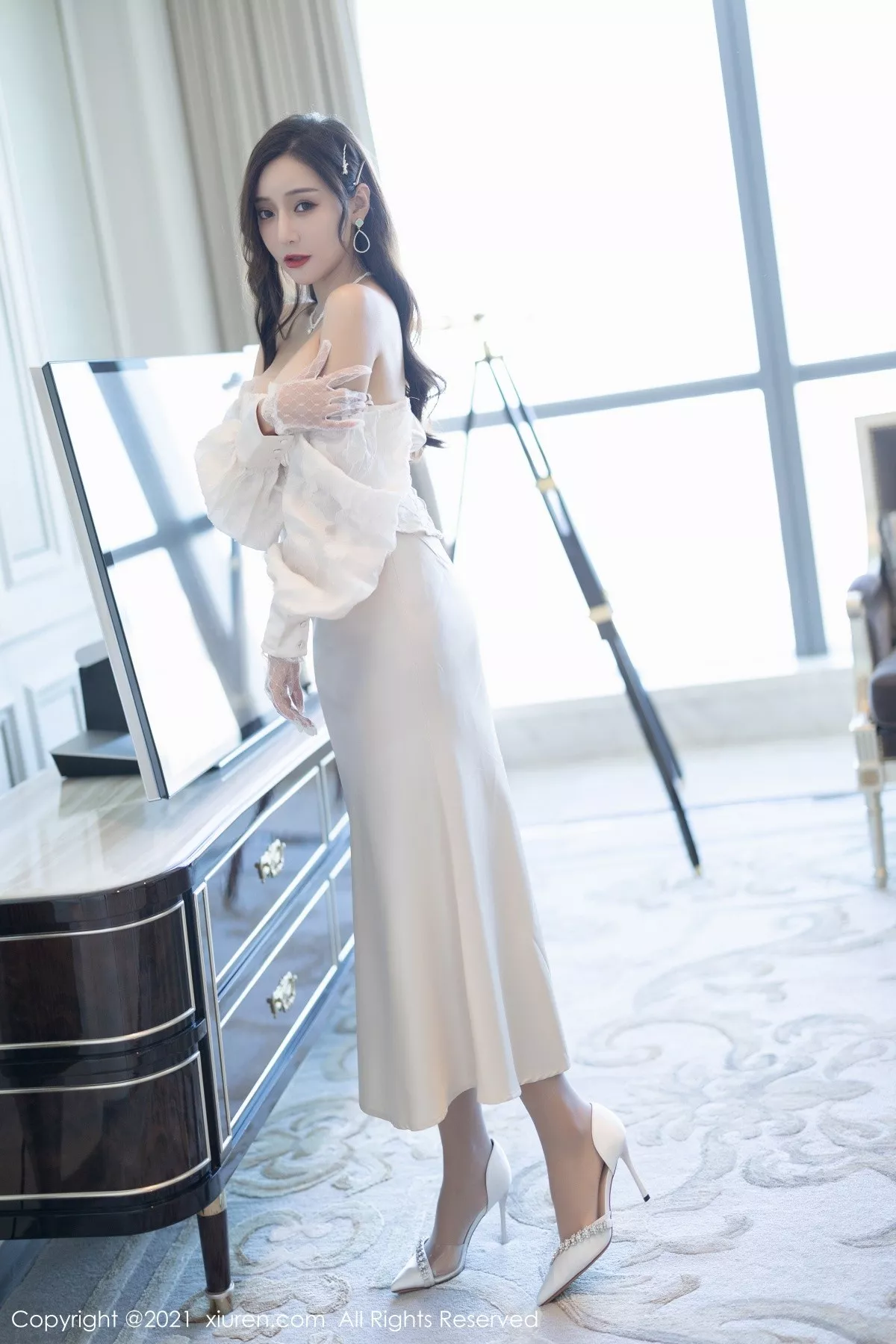 [XiuRen秀人网]第4136期王馨瑶写真 [97P]-004