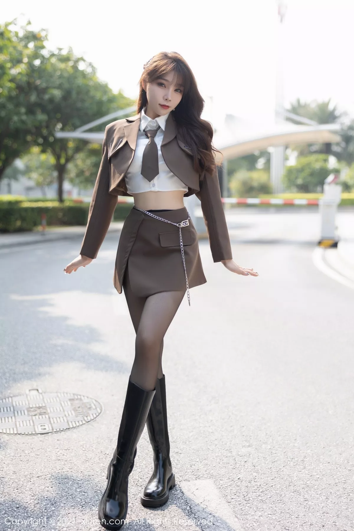 [XiuRen秀人网]第4299期芝芝写真 [89P]-001