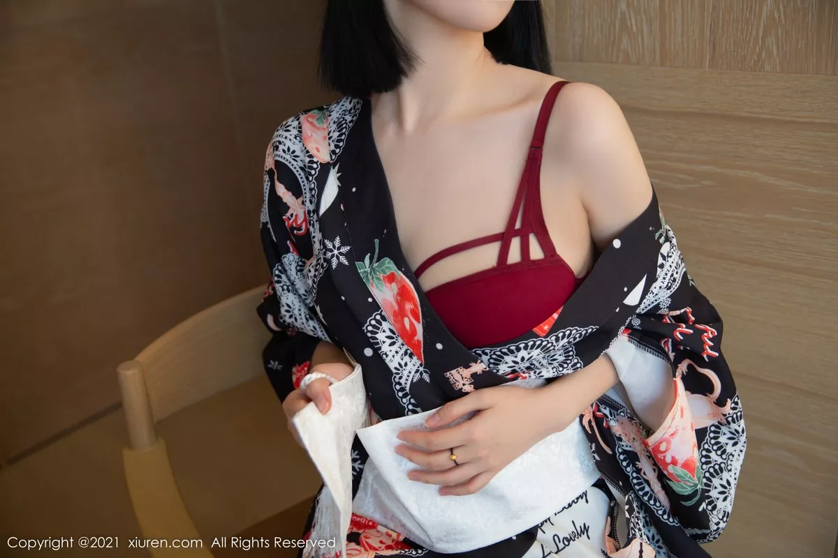 [XiuRen秀人网]第4313期一颗甜蛋黄写真 [81P]-016