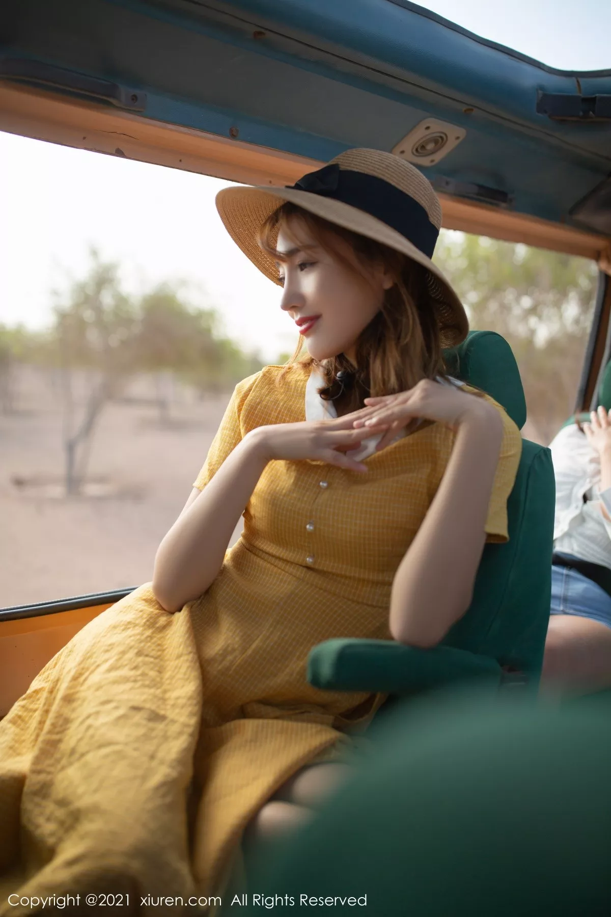 [XiuRen秀人网]第4321期陆萱萱写真 [95P]-004