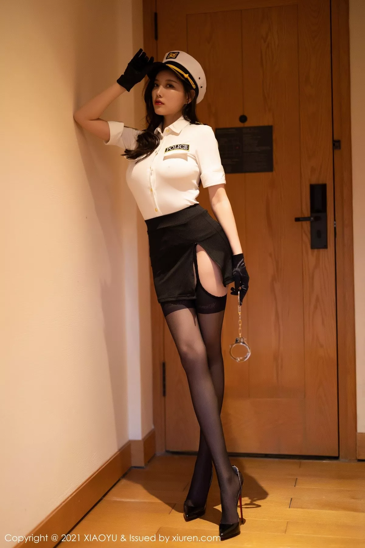 [XiaoYu画语界]第673期杨晨晨写真 [94P]-001