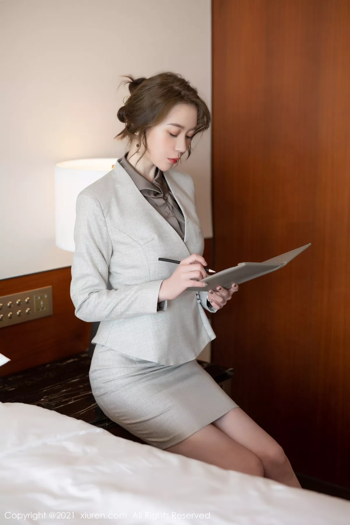 [XiuRen秀人网]第4331期梦心玥写真 [105P]-005