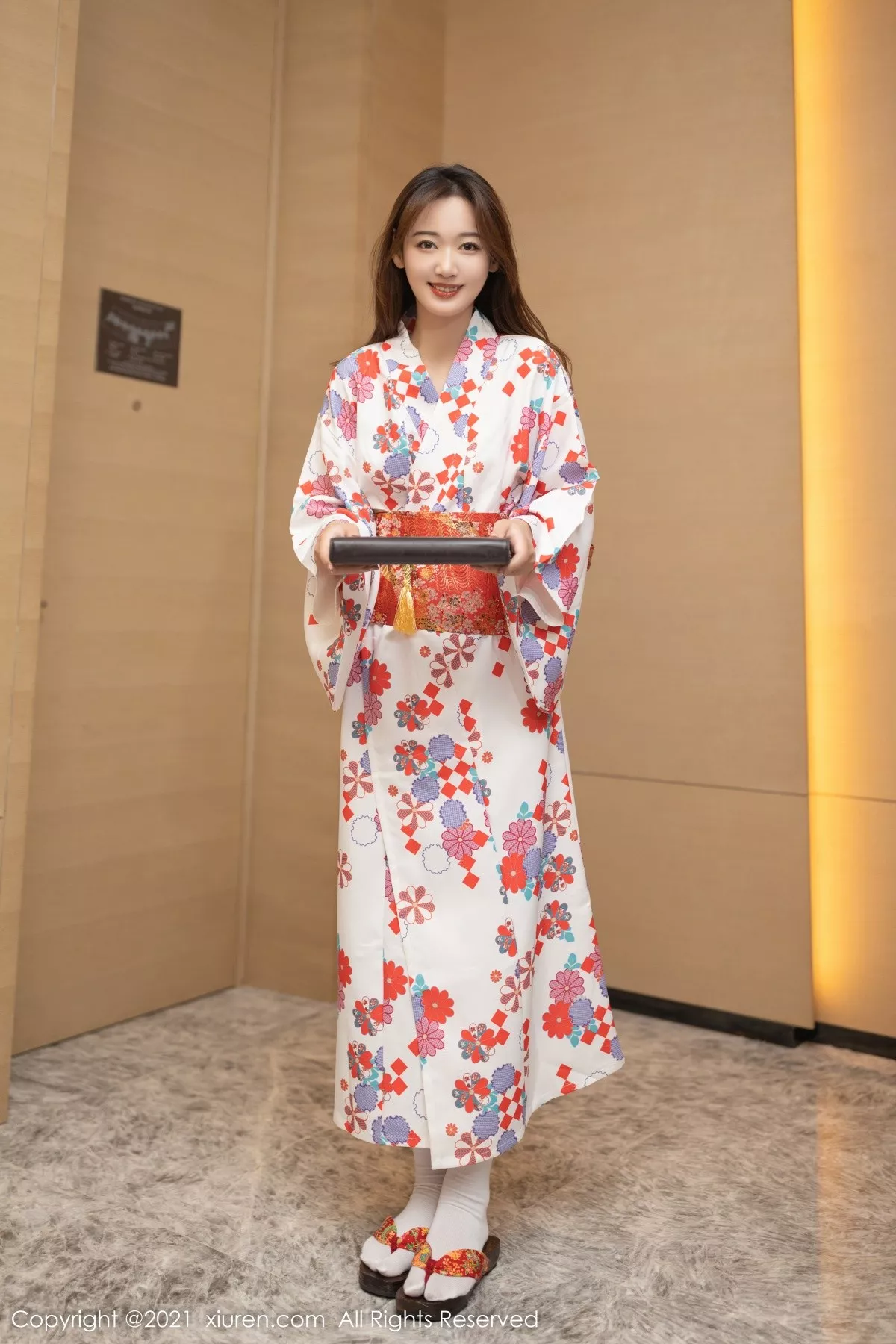 [XiuRen秀人网]第4349期唐安琪写真 [88P]-001