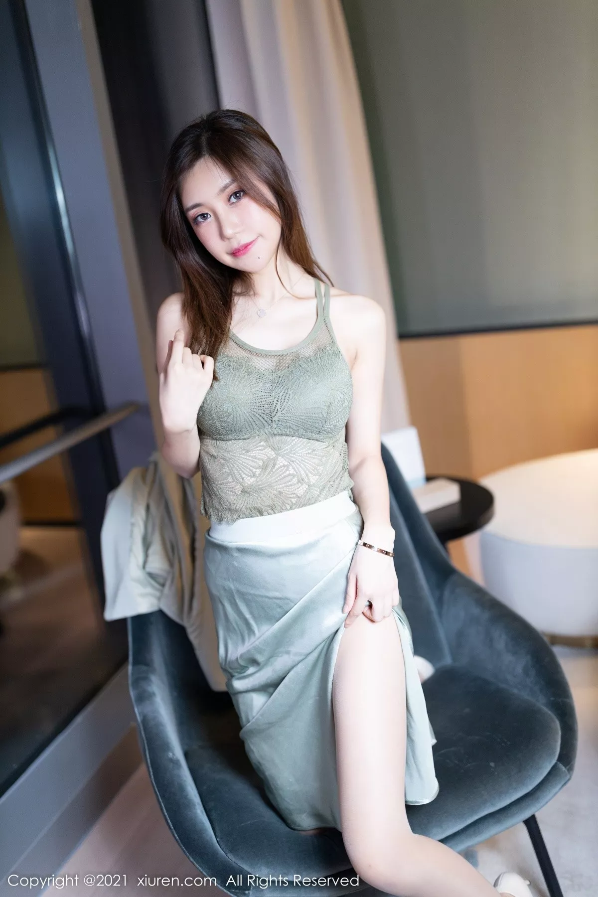 [XiuRen秀人网]第4353期绮里嘉写真 [48P]-009