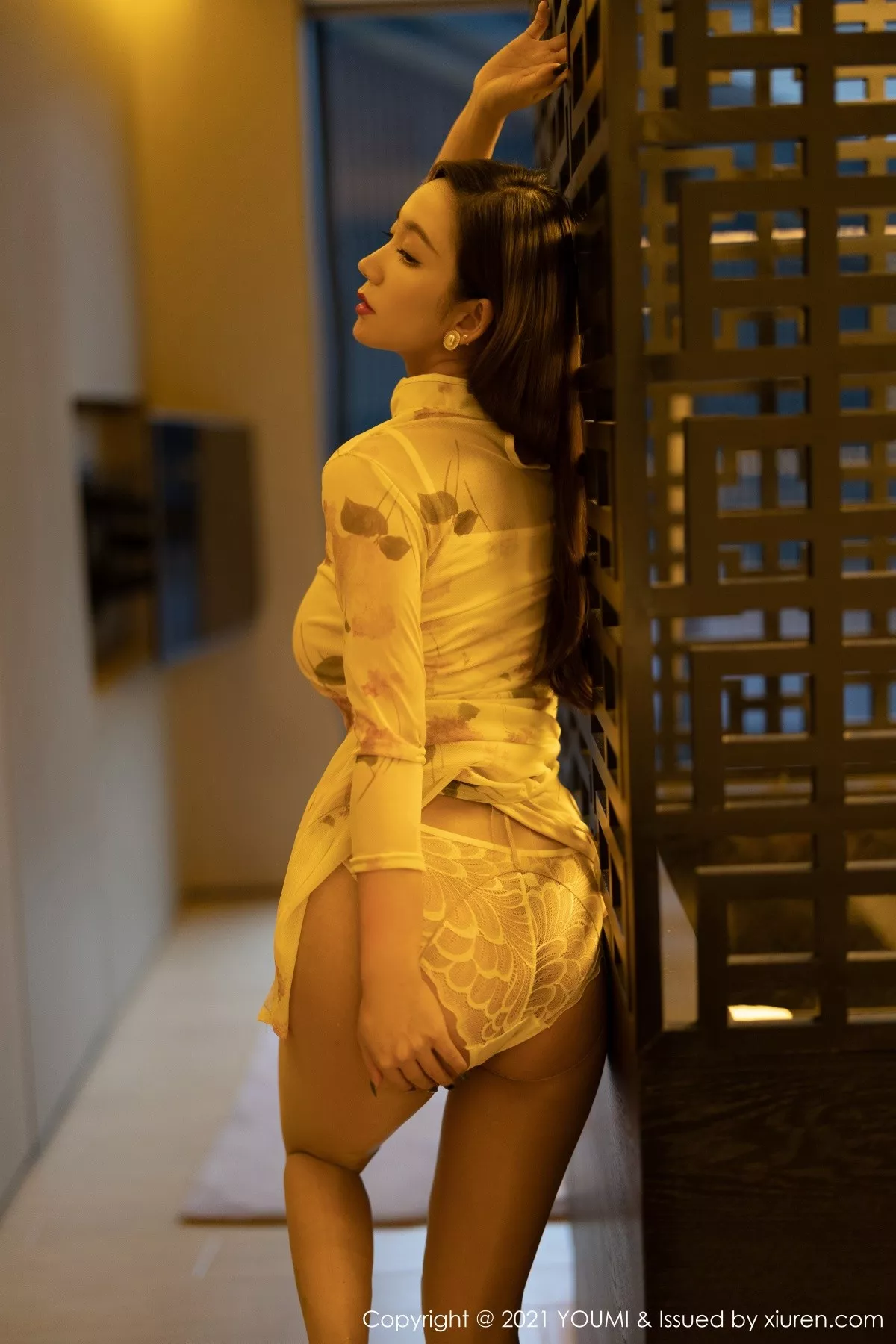 [YouMi尤蜜荟]第732期艾静香写真 [50P]-013