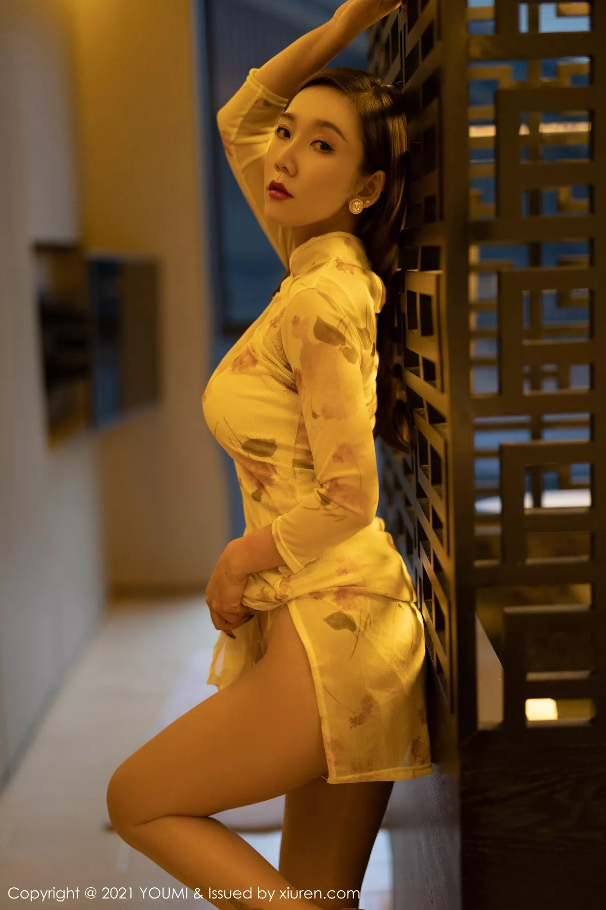 [YouMi尤蜜荟]第732期艾静香写真 [50P]-012