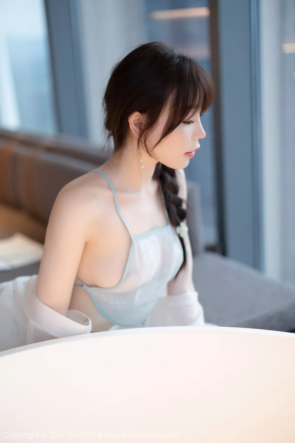 [XiaoYu画语界]第679期芝芝写真 [95P]-031