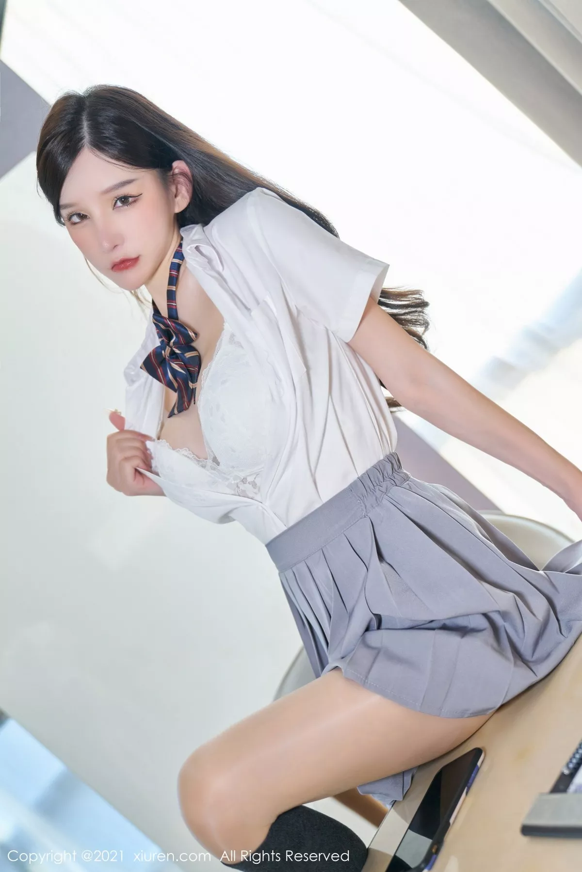 [XiuRen秀人网]第4258期周于希写真 [89P]-002