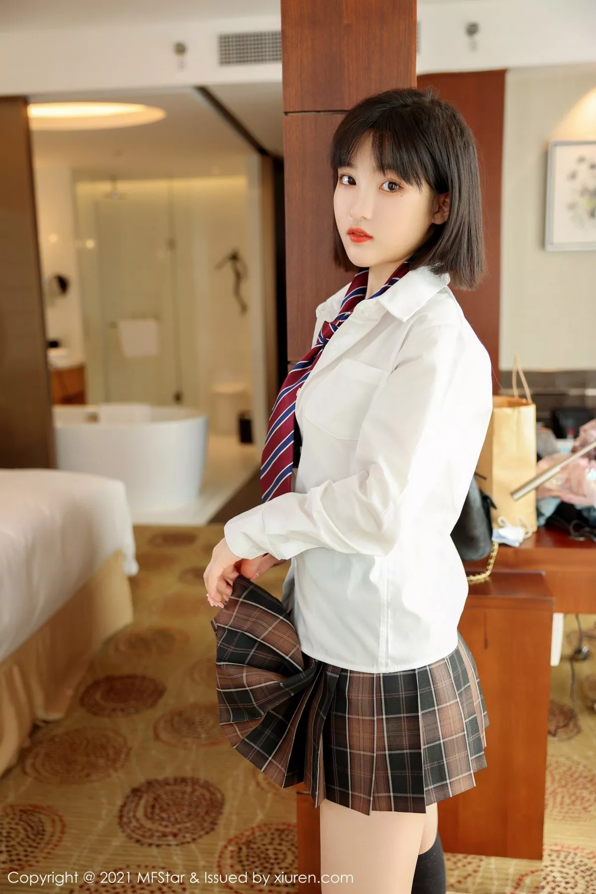 [MFStar模范学院]第543期甜筒晓彤写真 [53P]-027