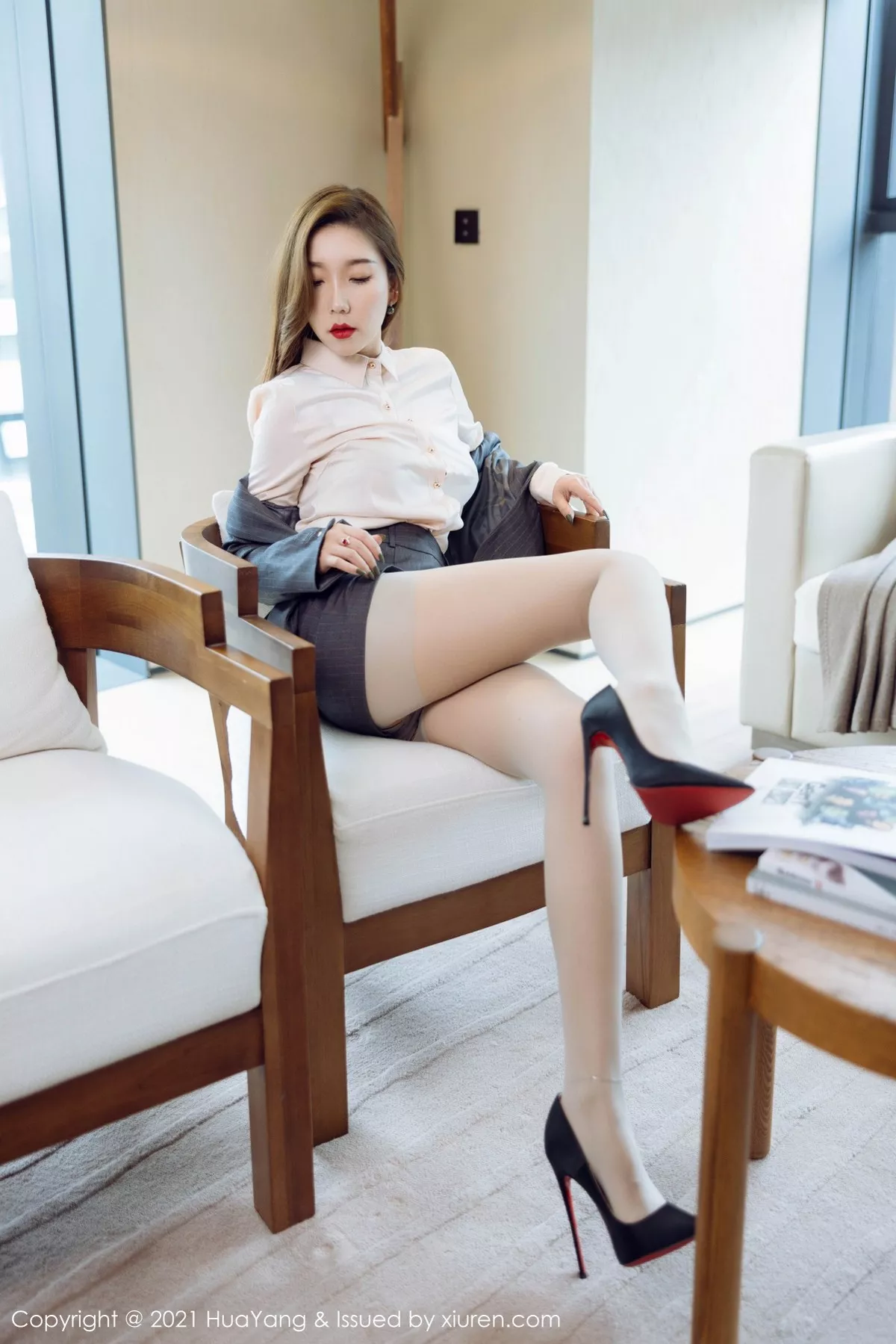 [HuaYang花漾]第470期艾静香写真 [49P]-019
