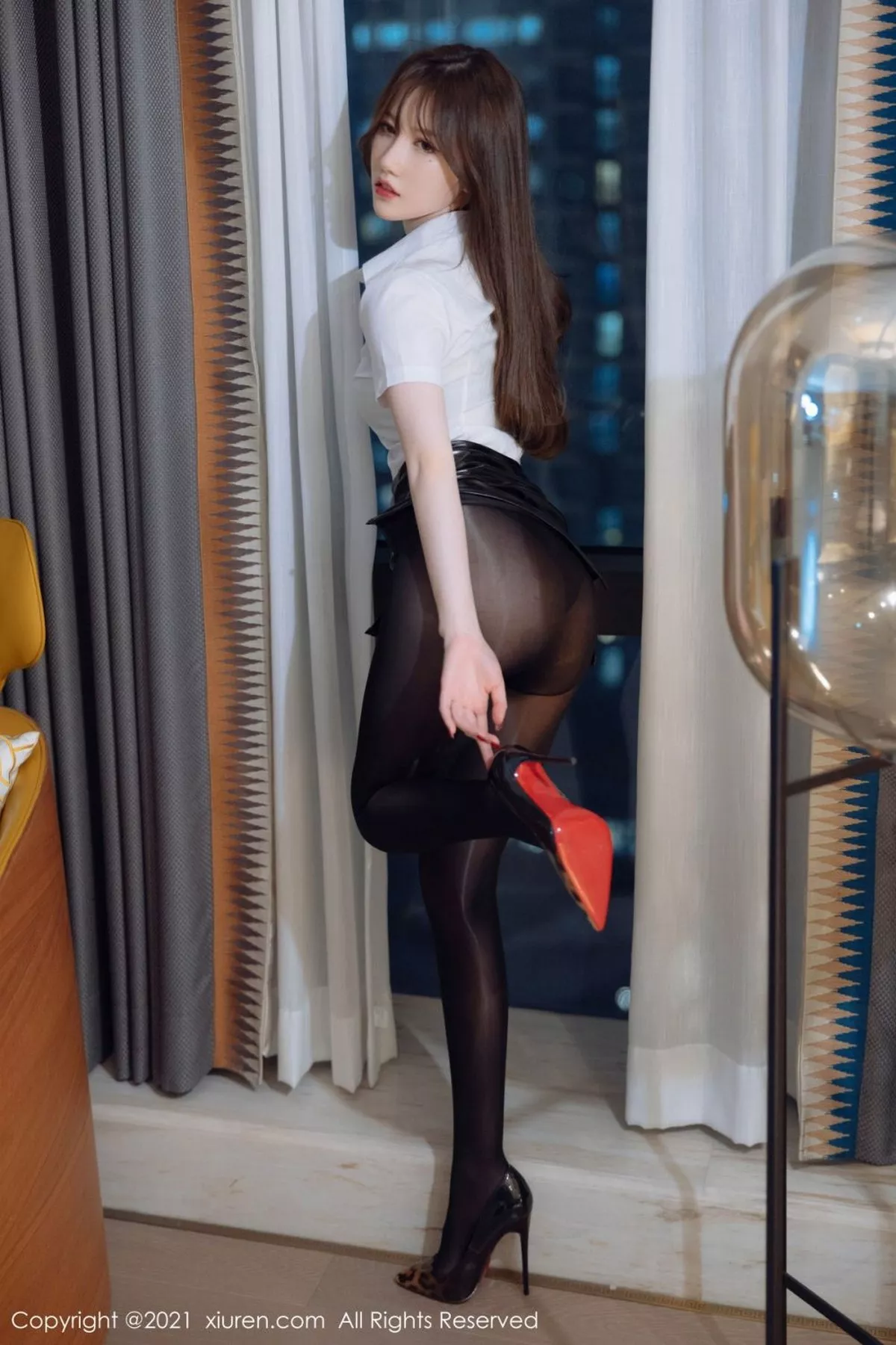 [XiuRen秀人网]第4395期美桃酱写真 [50P]-011