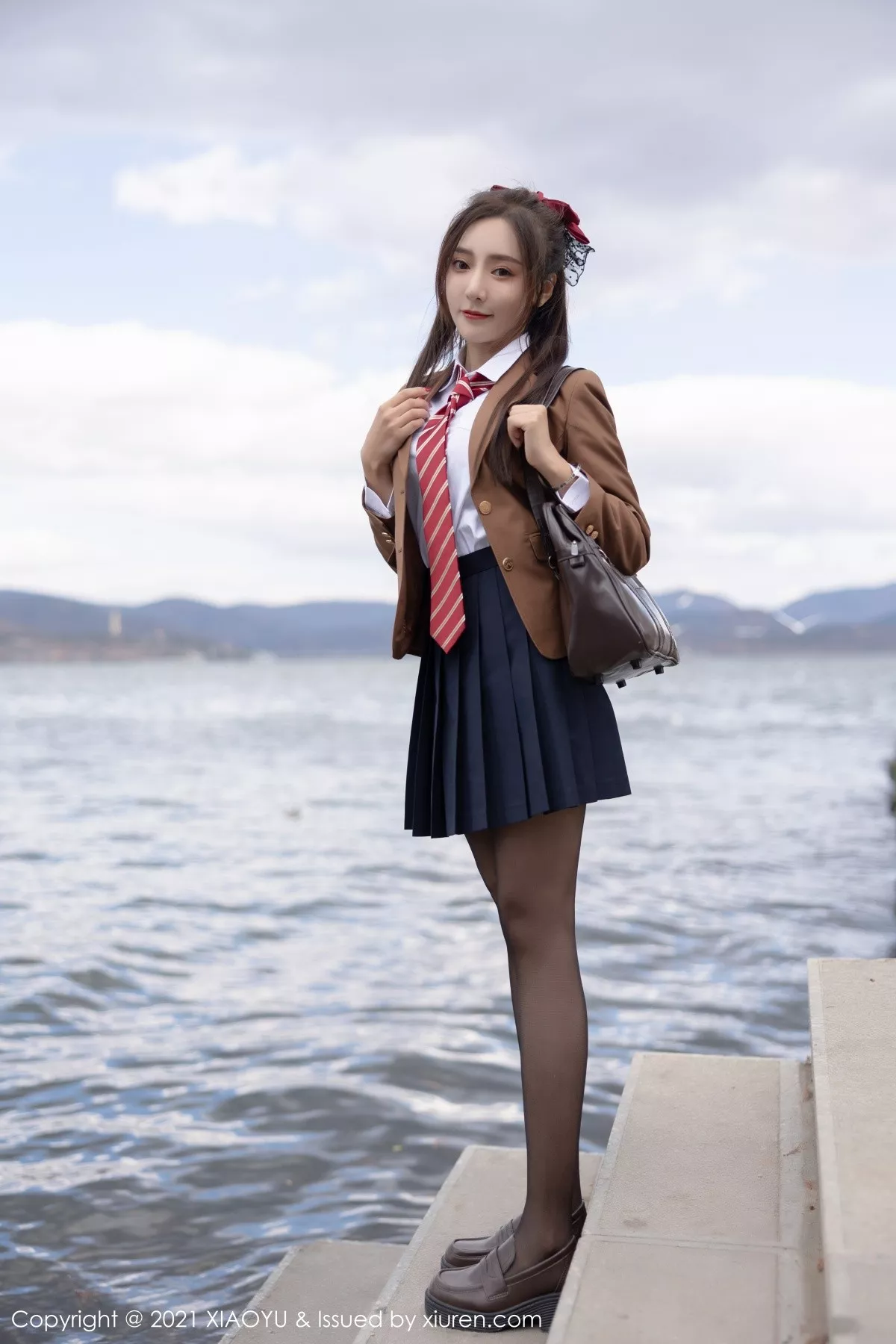 [XiaoYu画语界]第685期王馨瑶写真 [80P]-002