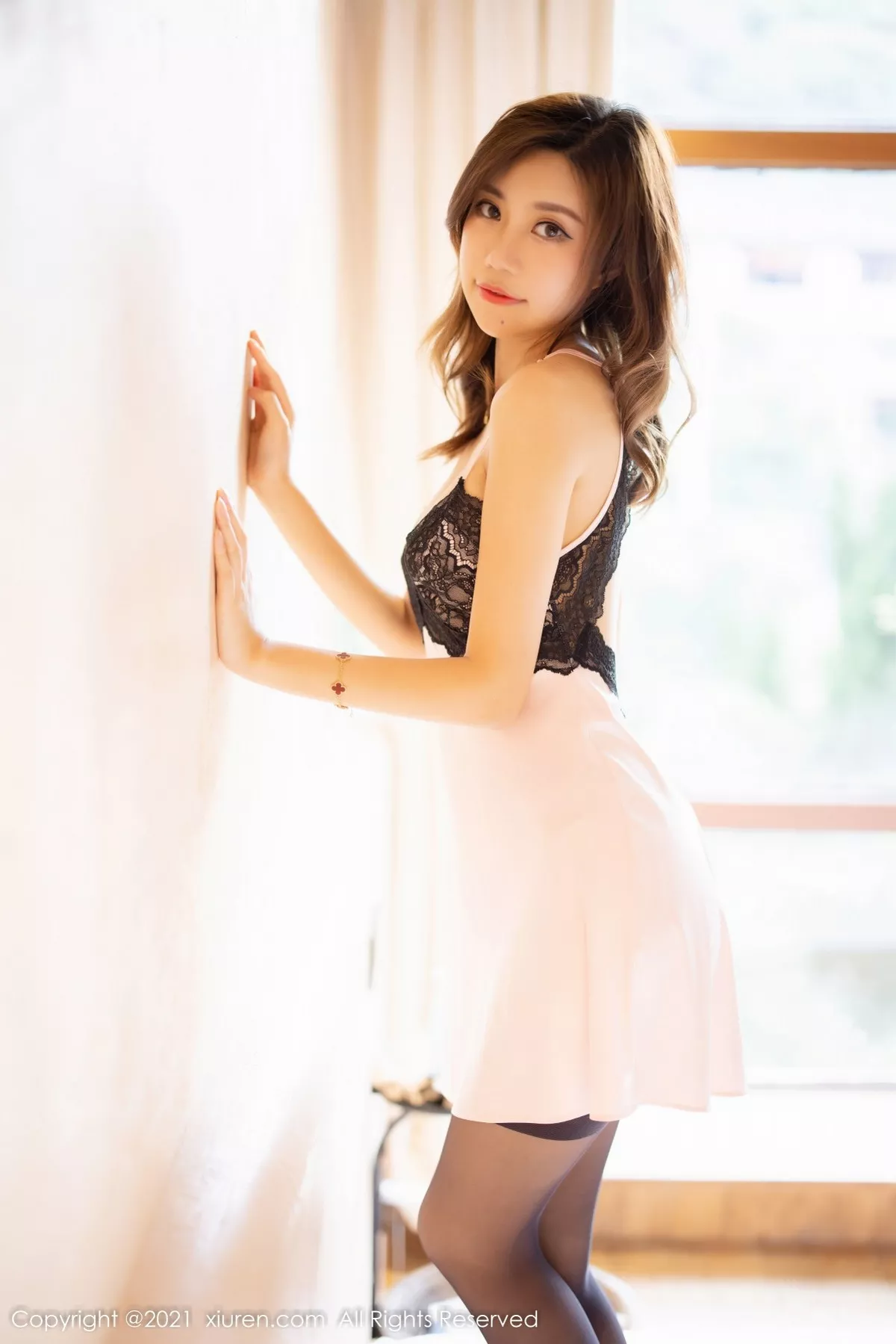 [XiuRen秀人网]第4398期绮里嘉写真 [43P]-033