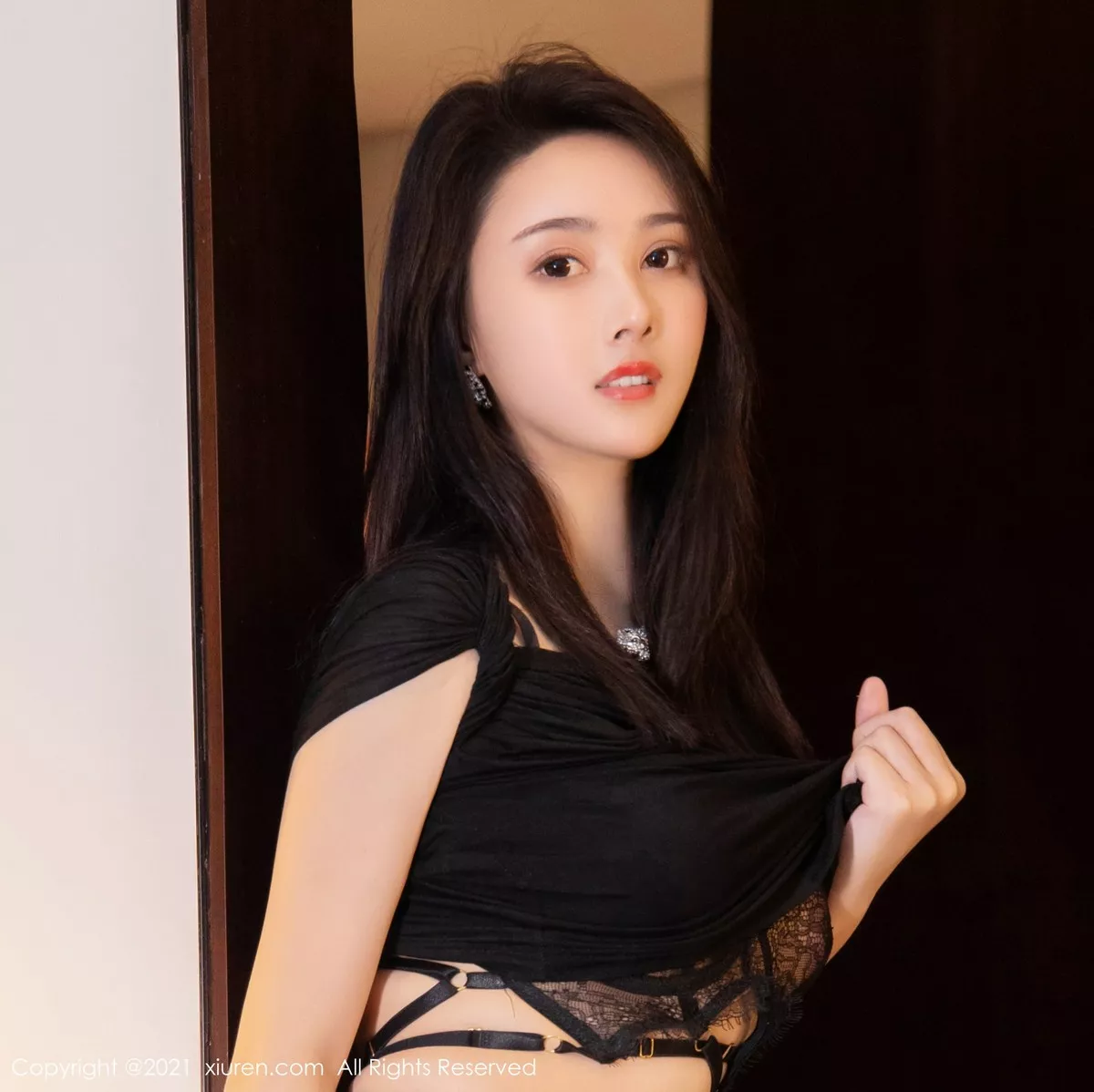 [XiuRen秀人网]第4400期宝宝写真 [59P]-025