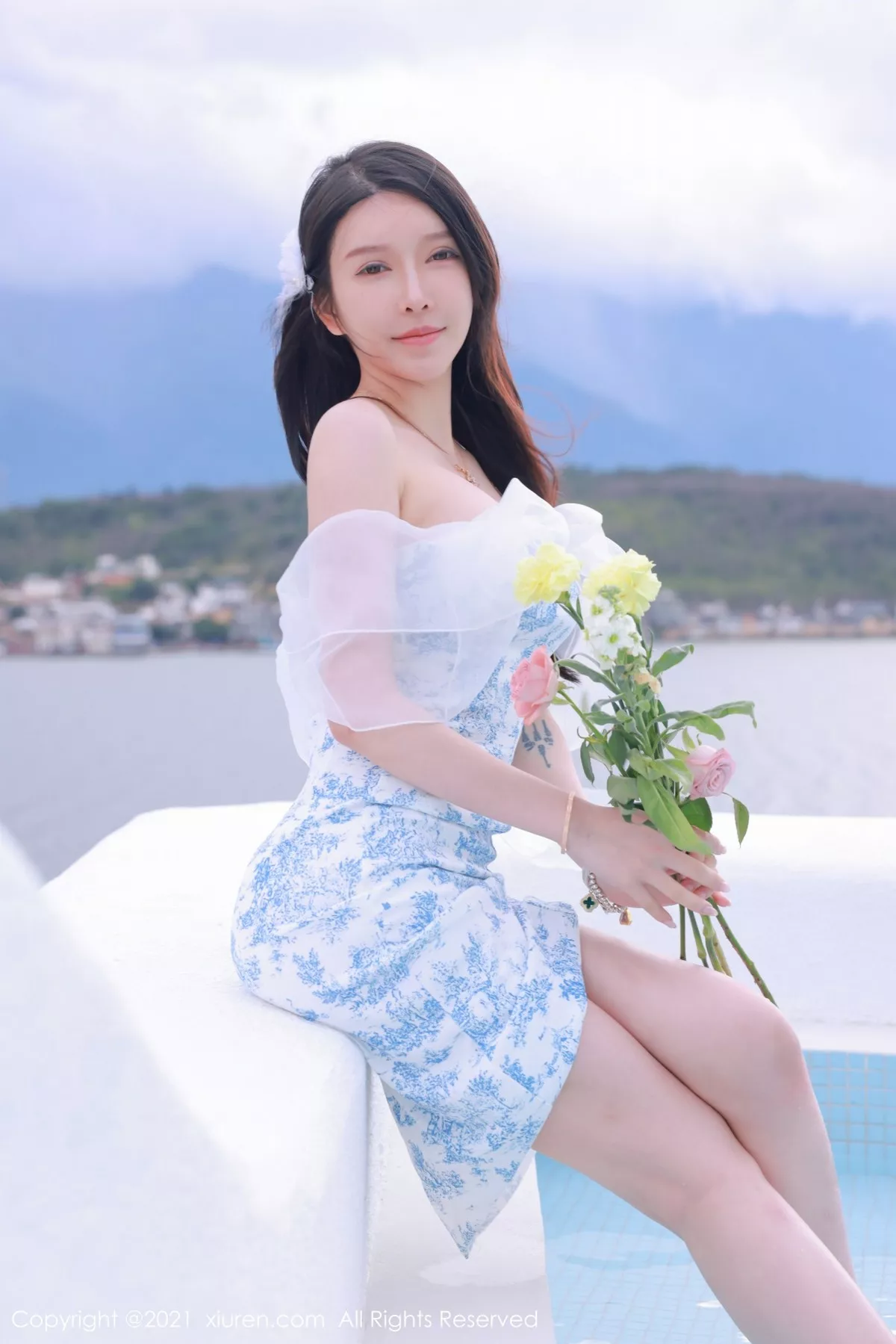 [XiuRen秀人网]第4401期玉兔写真 [54P]-011